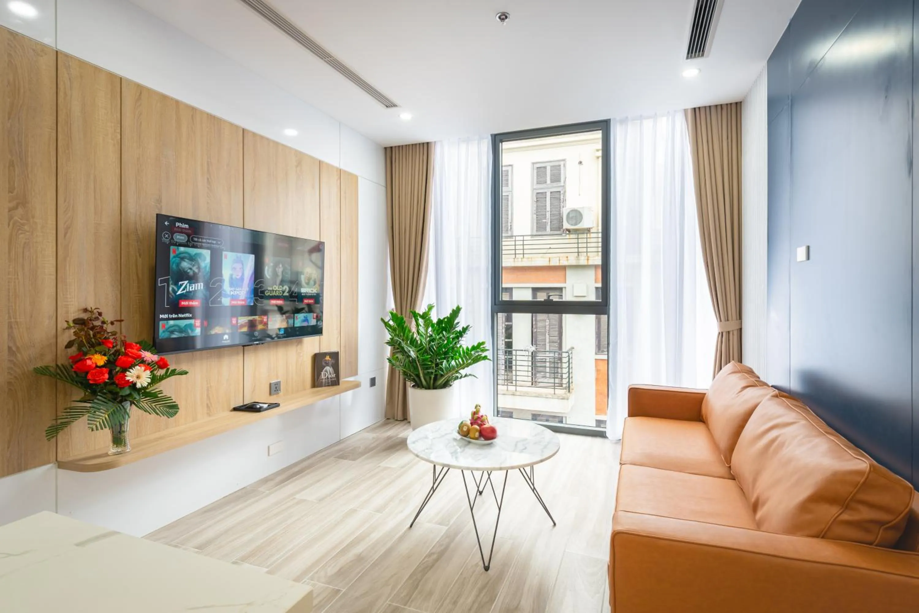 TV and multimedia in Myrcella Urban Apartment