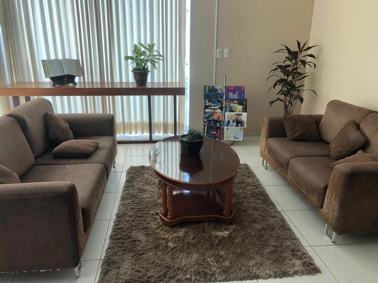 Living room in Victor Plaza Formiga