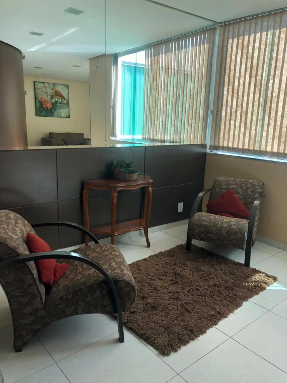 Seating area in Victor Plaza Formiga