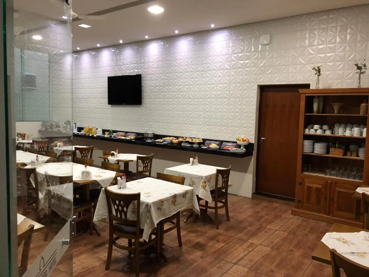 Breakfast in Victor Plaza Formiga