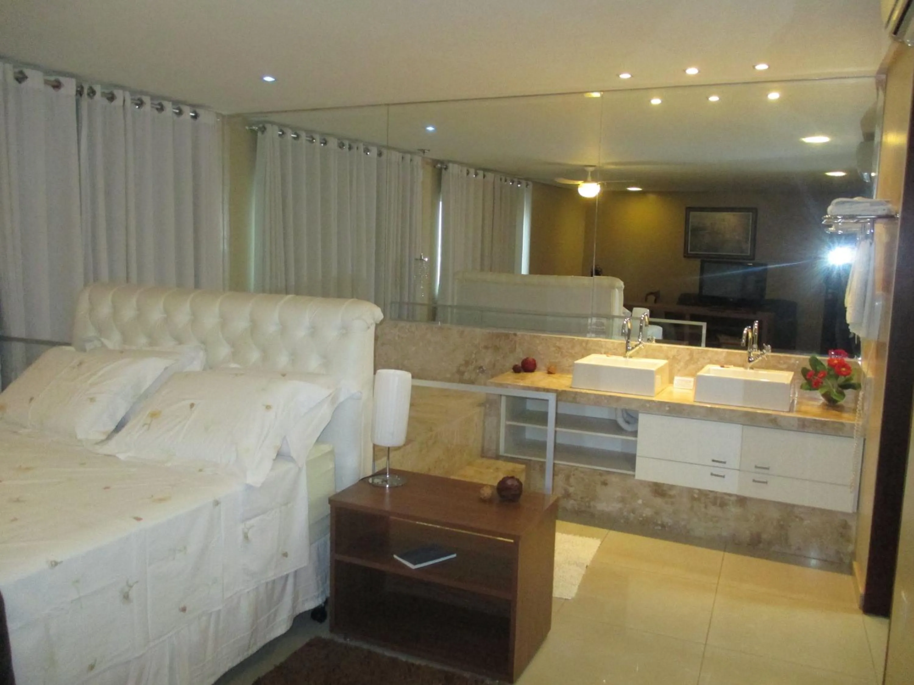 Decorative detail in Victor Plaza Formiga