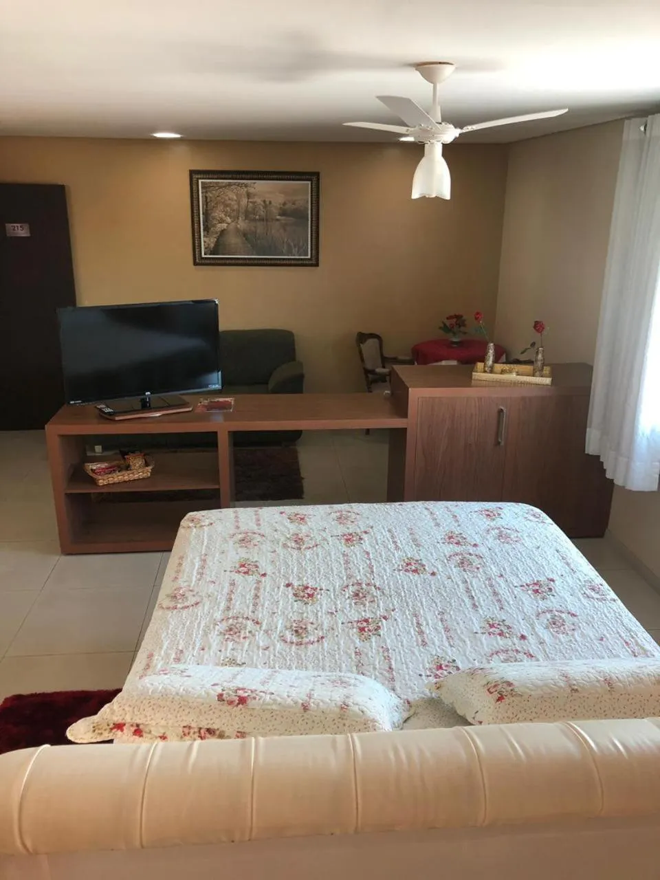 Bed in Victor Plaza Formiga