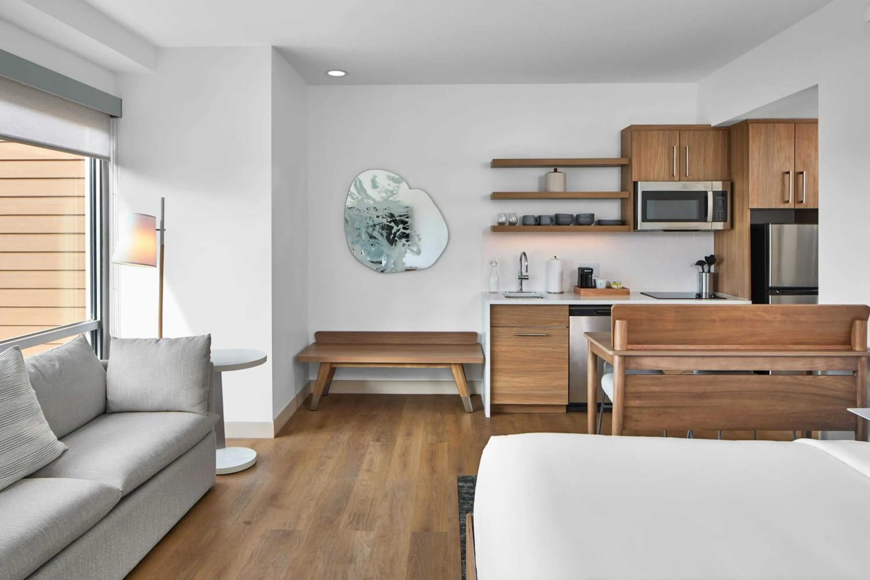 Photo of the whole room in Element Wilmington