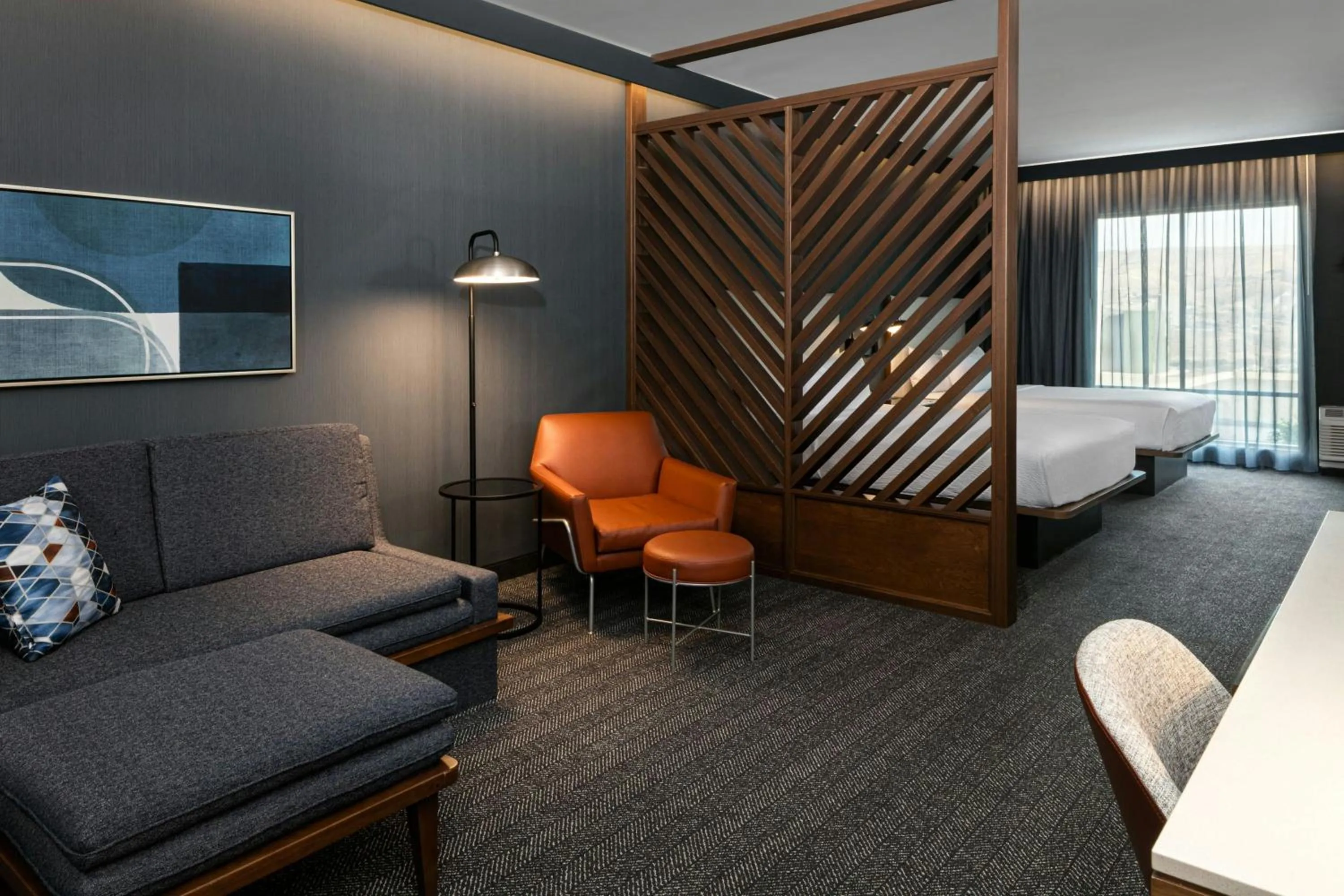 Photo of the whole room, Bed in Courtyard Lewiston