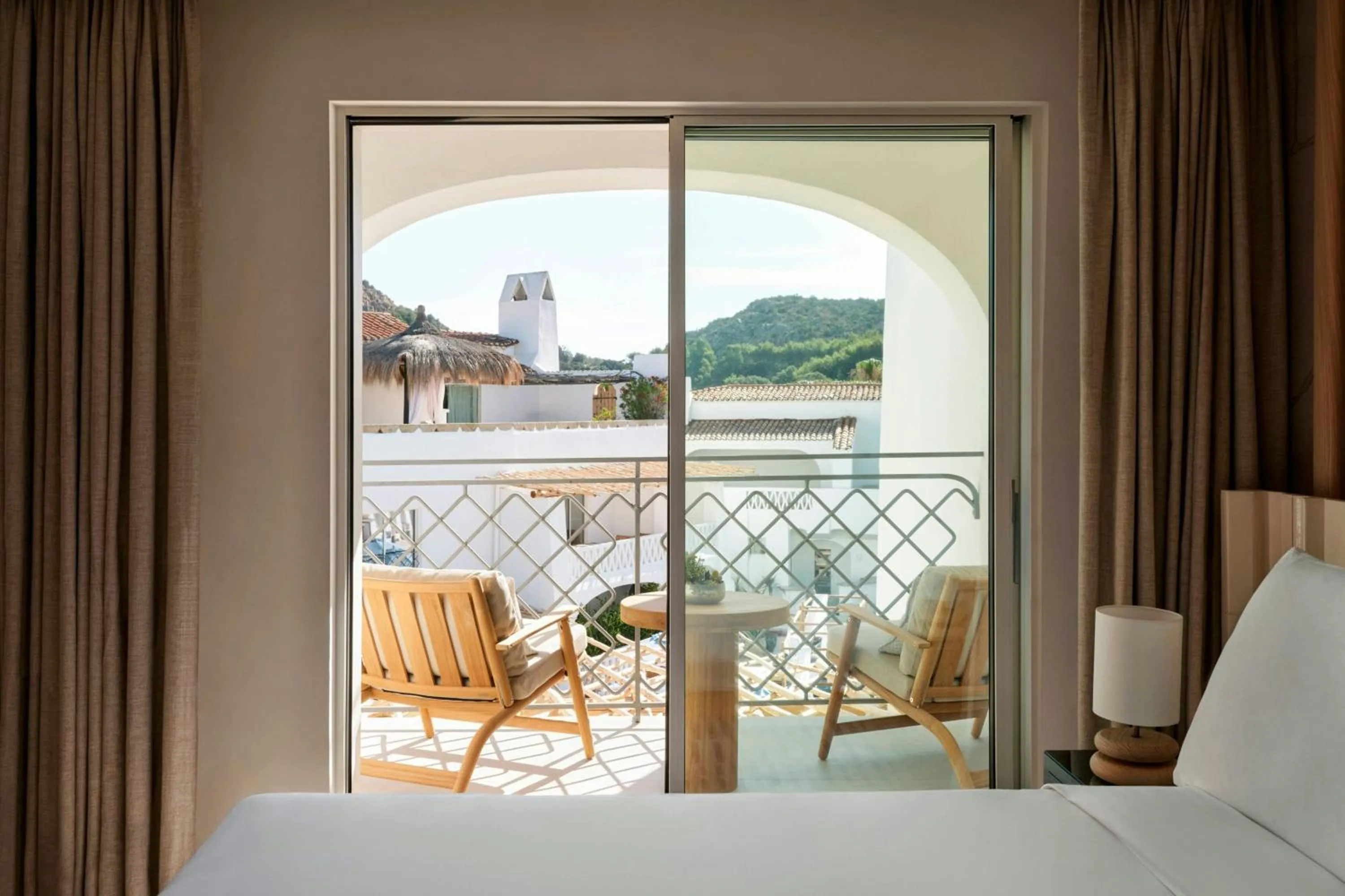 Photo of the whole room, Bed in W Sardinia - Poltu Quatu