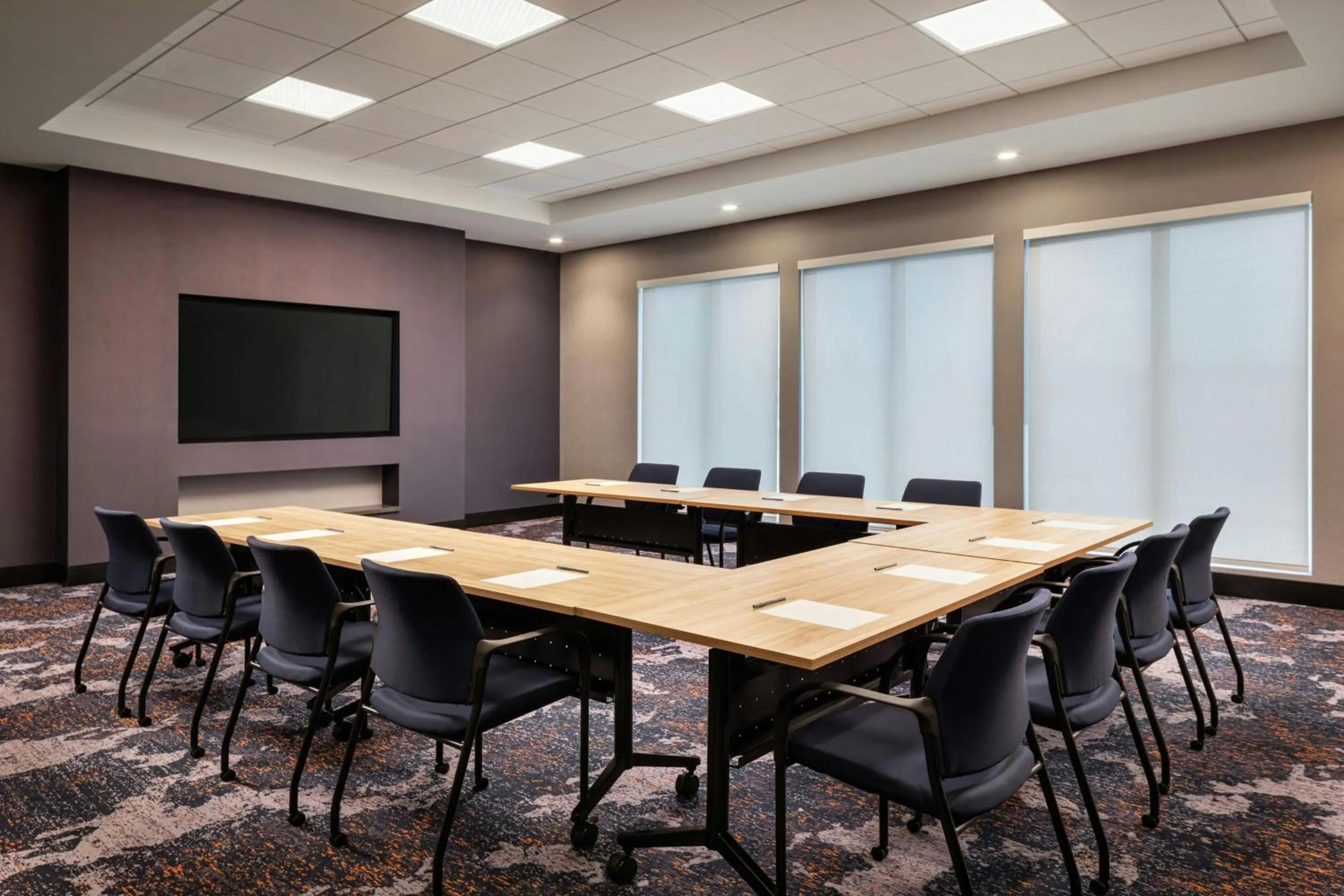 Meeting/conference room in TownePlace Suites by Marriott Chilliwack