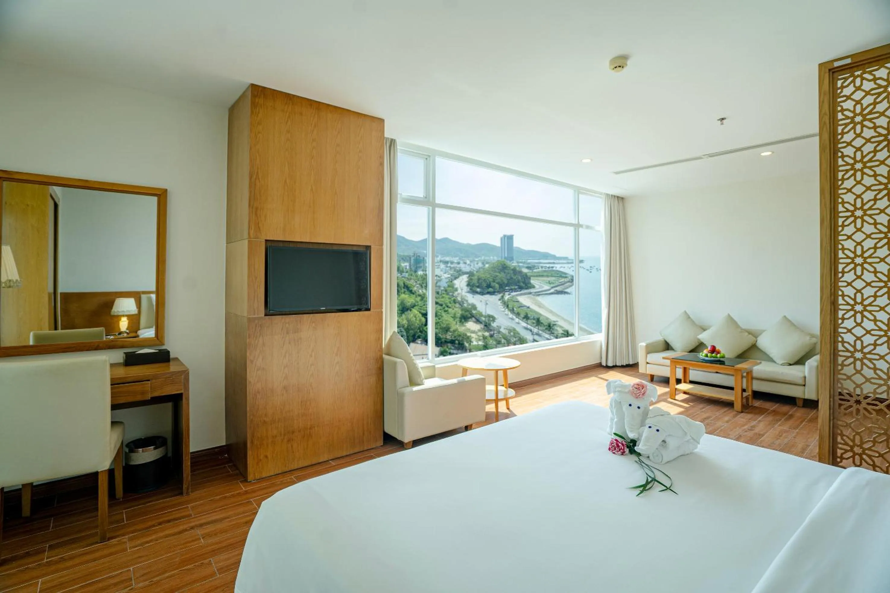 Bed in Glamour Hotel Nha Trang