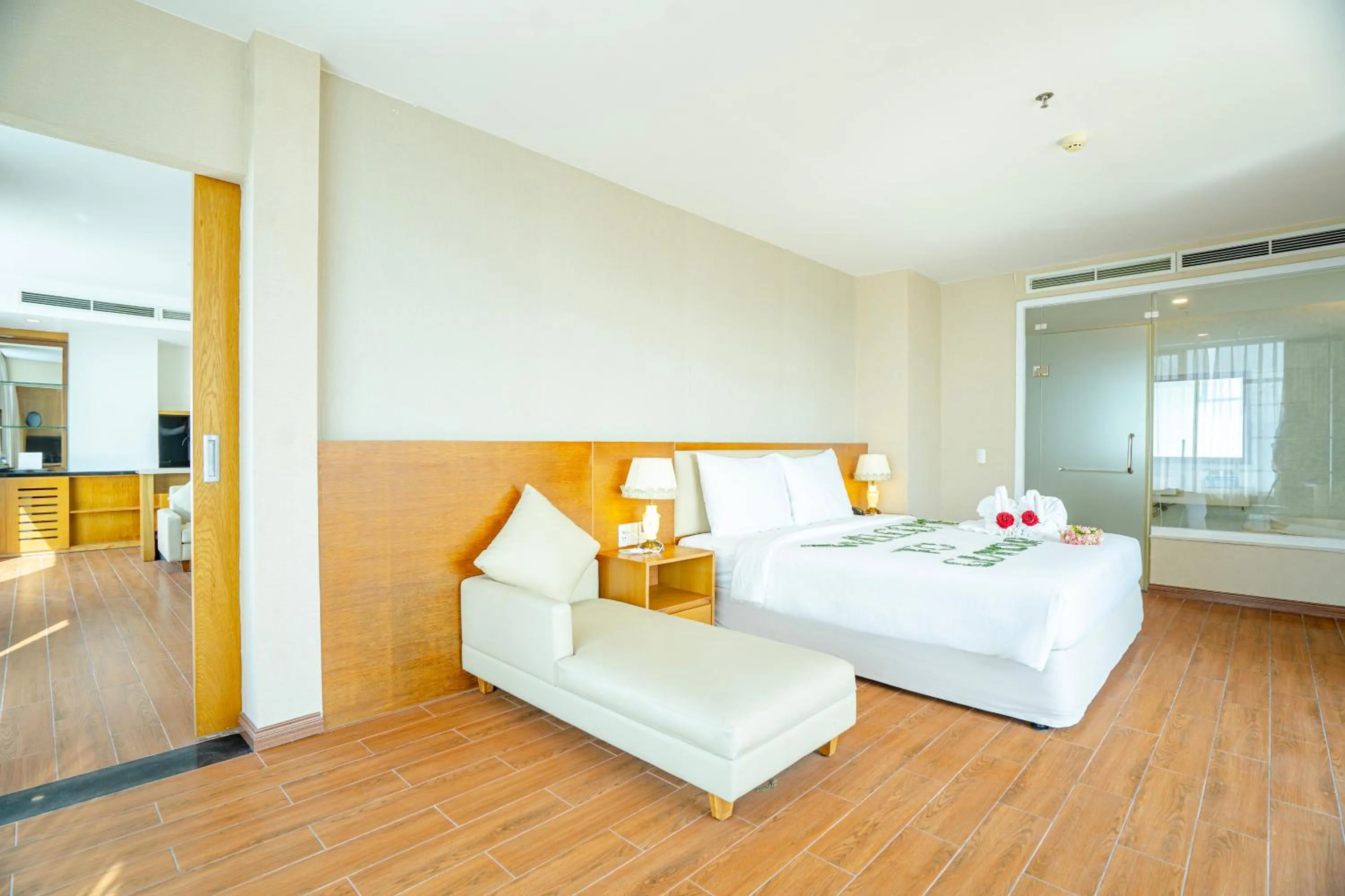 Bed in Glamour Hotel Nha Trang