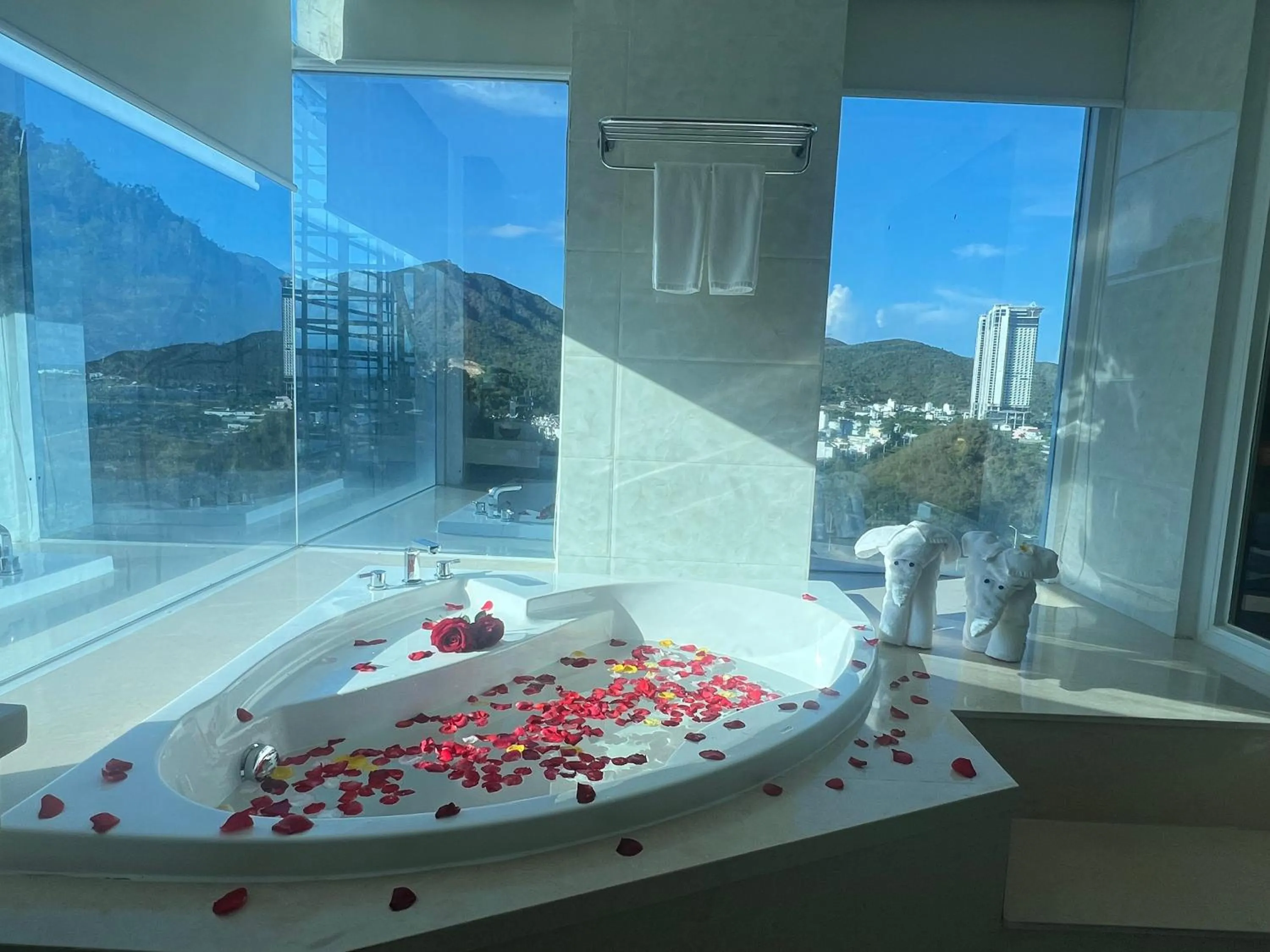 Glamour Hotel Nha Trang