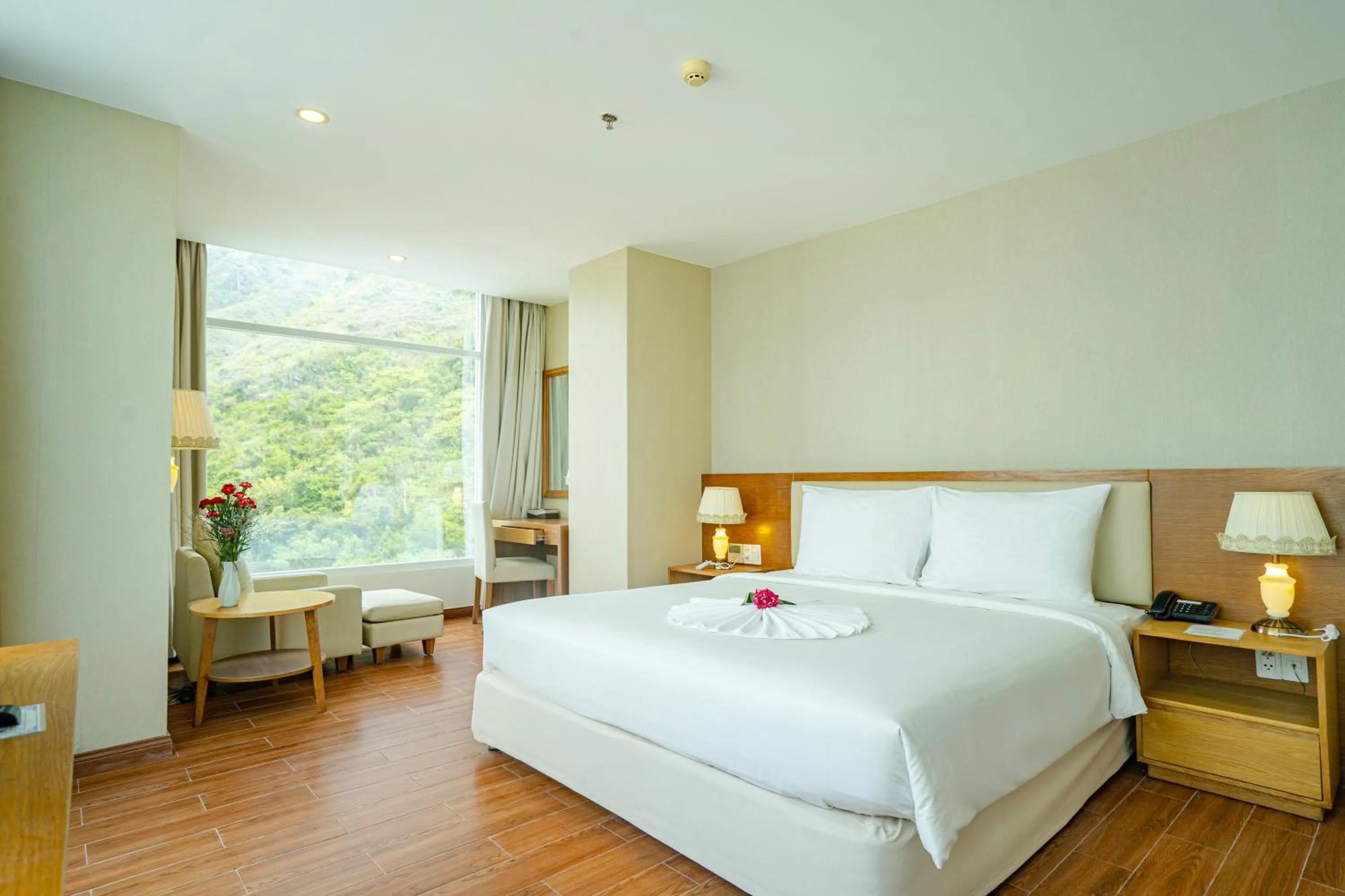 Bed in Glamour Hotel Nha Trang