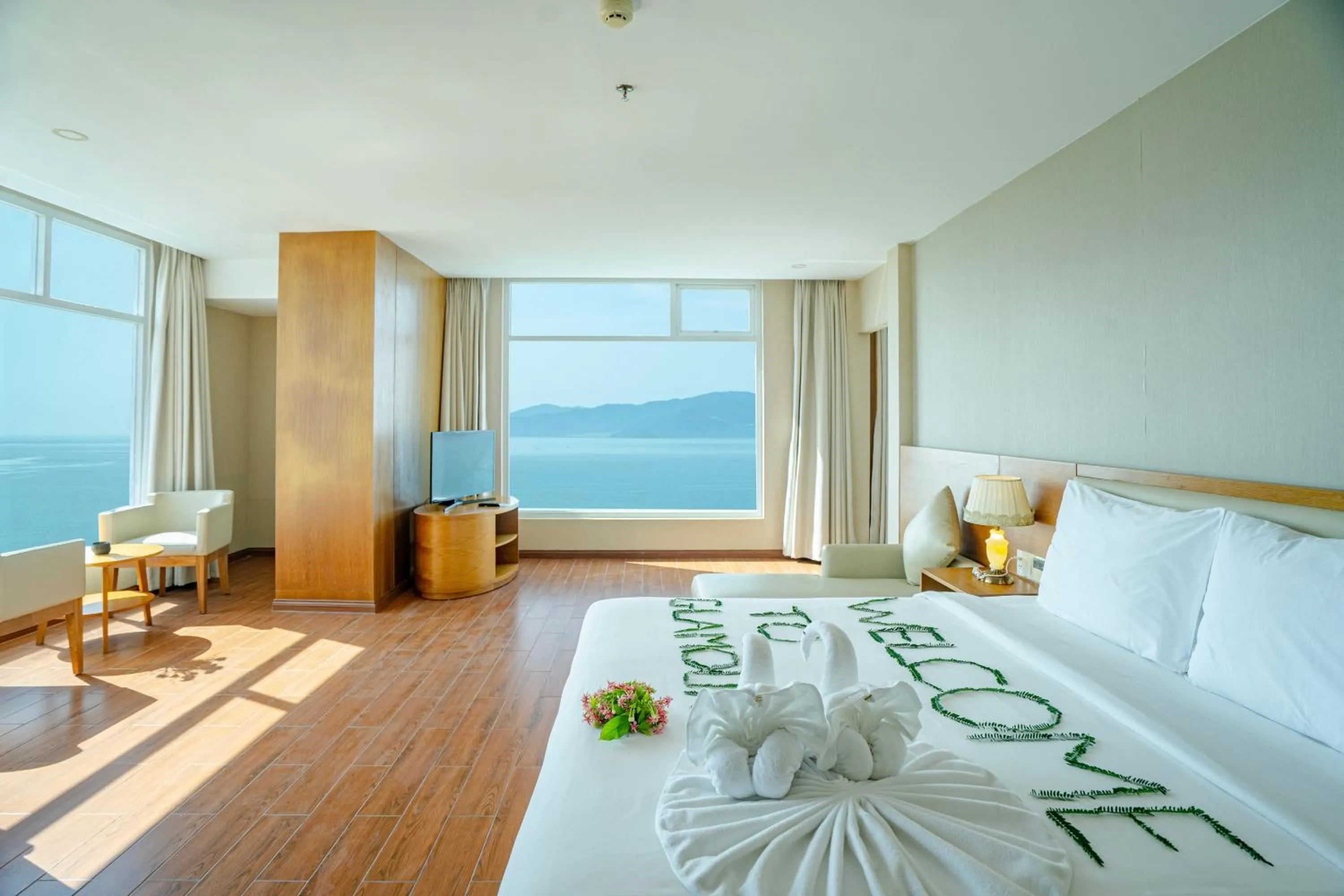 Bed in Glamour Hotel Nha Trang
