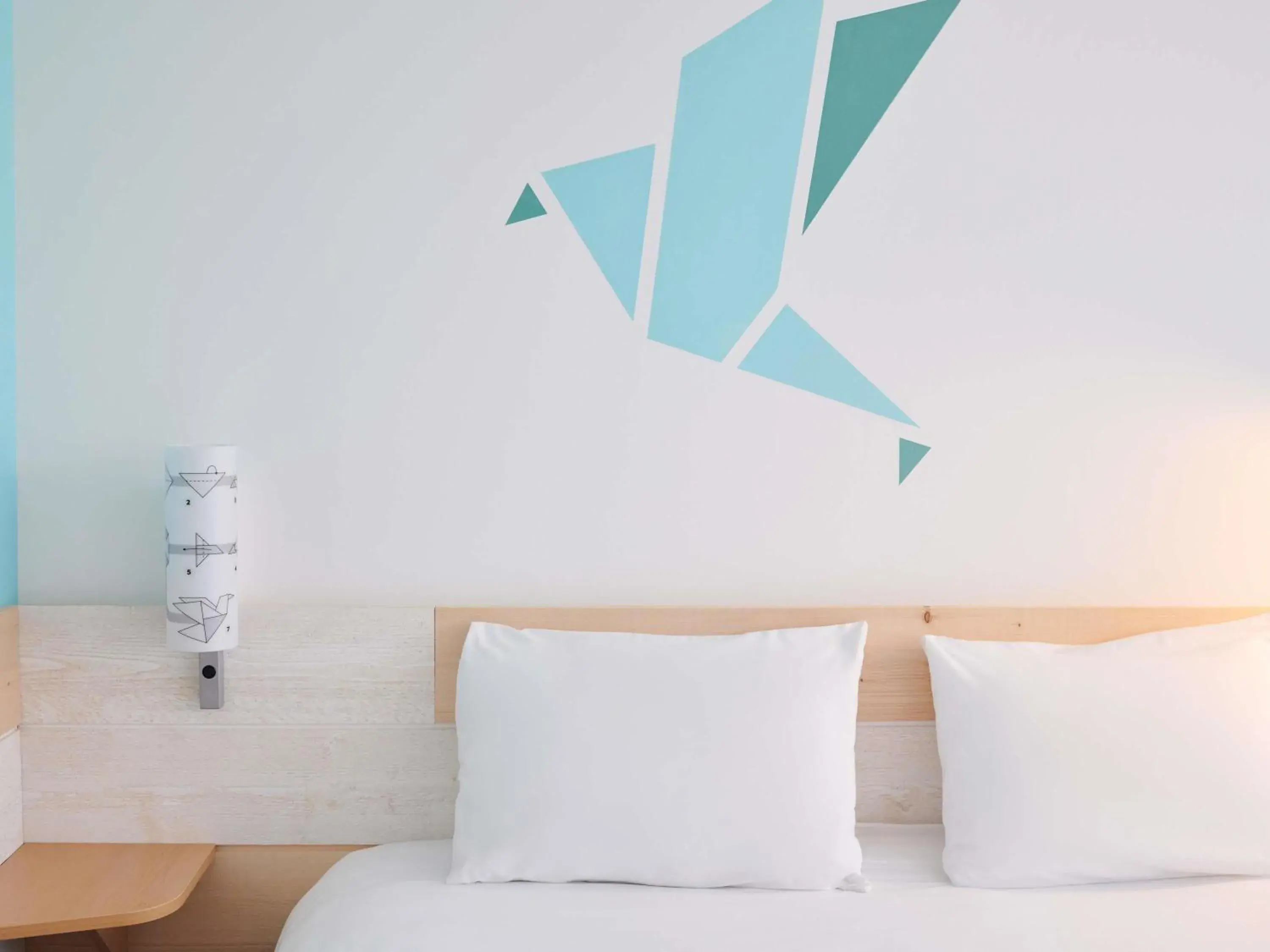 POP Room with Two Single Beds in Greet Hôtel Saint-Nazaire Trignac Nouvelle Marque du Groupe Accor POP Room with Two Single Beds in Greet Hôtel Saint-Nazaire Trignac Nouvelle Marque du Groupe Accor