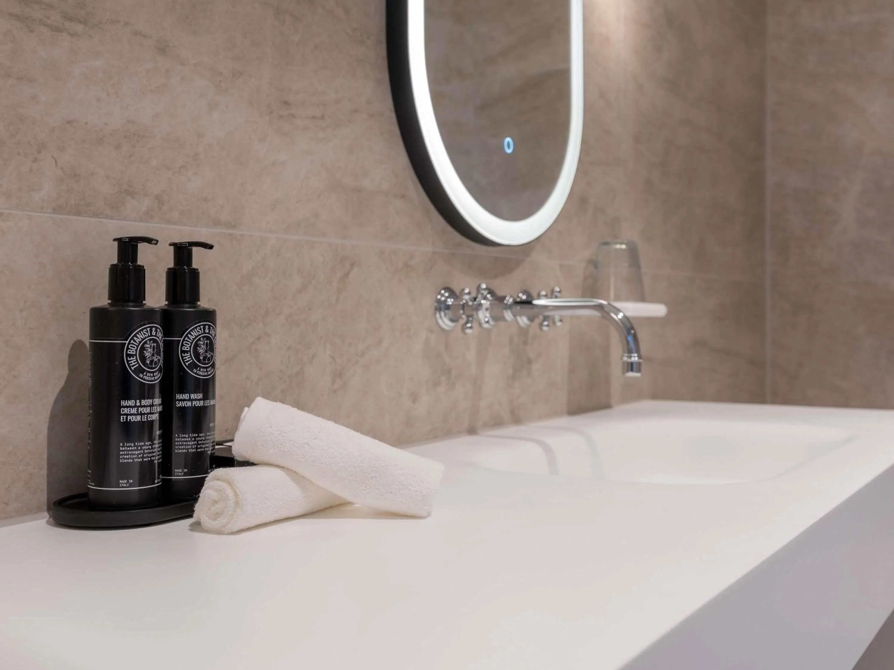 Bedroom in Hotel Maison Maastricht Centrum - Handwritten Collection