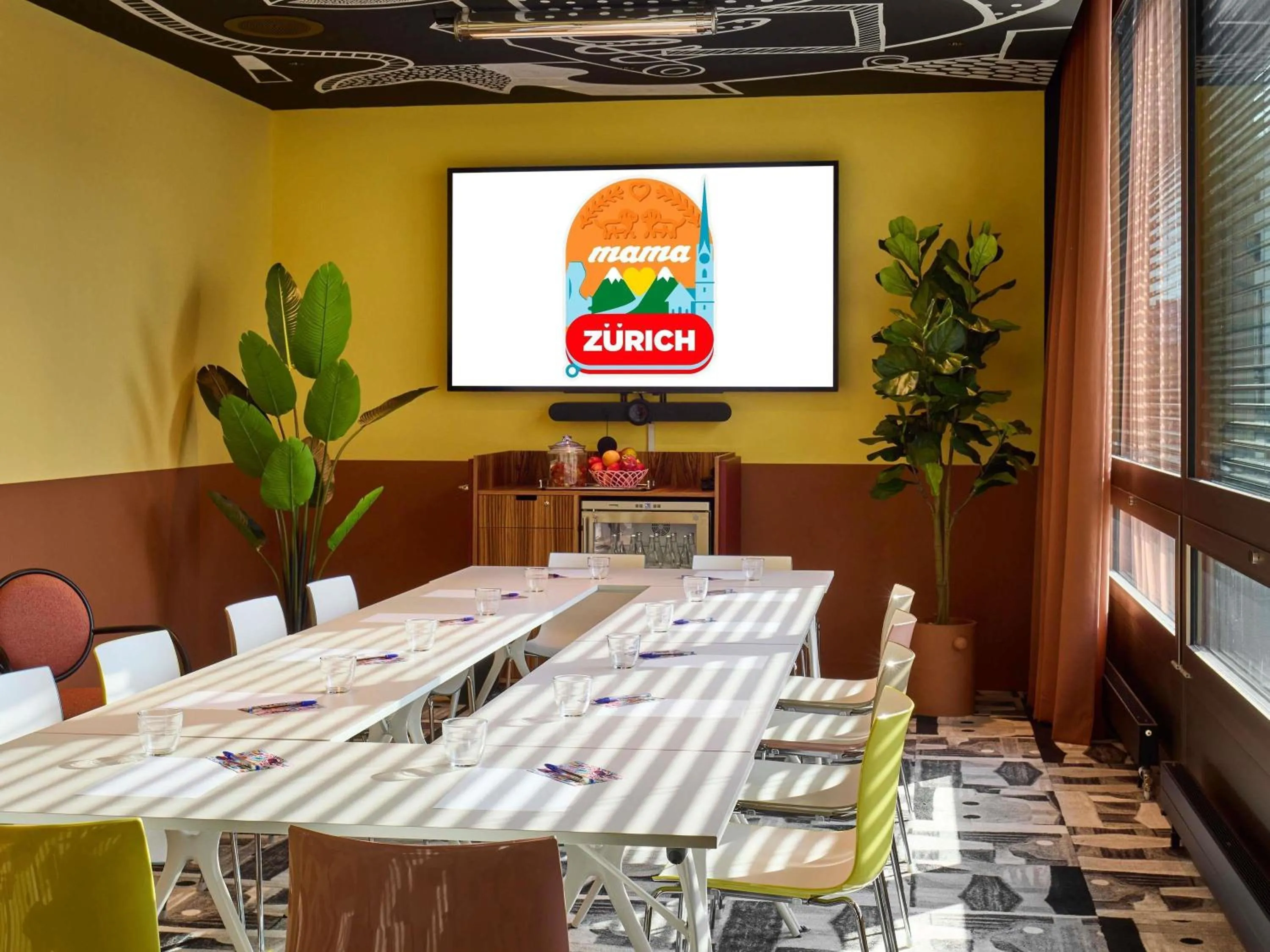 Meeting/conference room in Mama Shelter Zurich