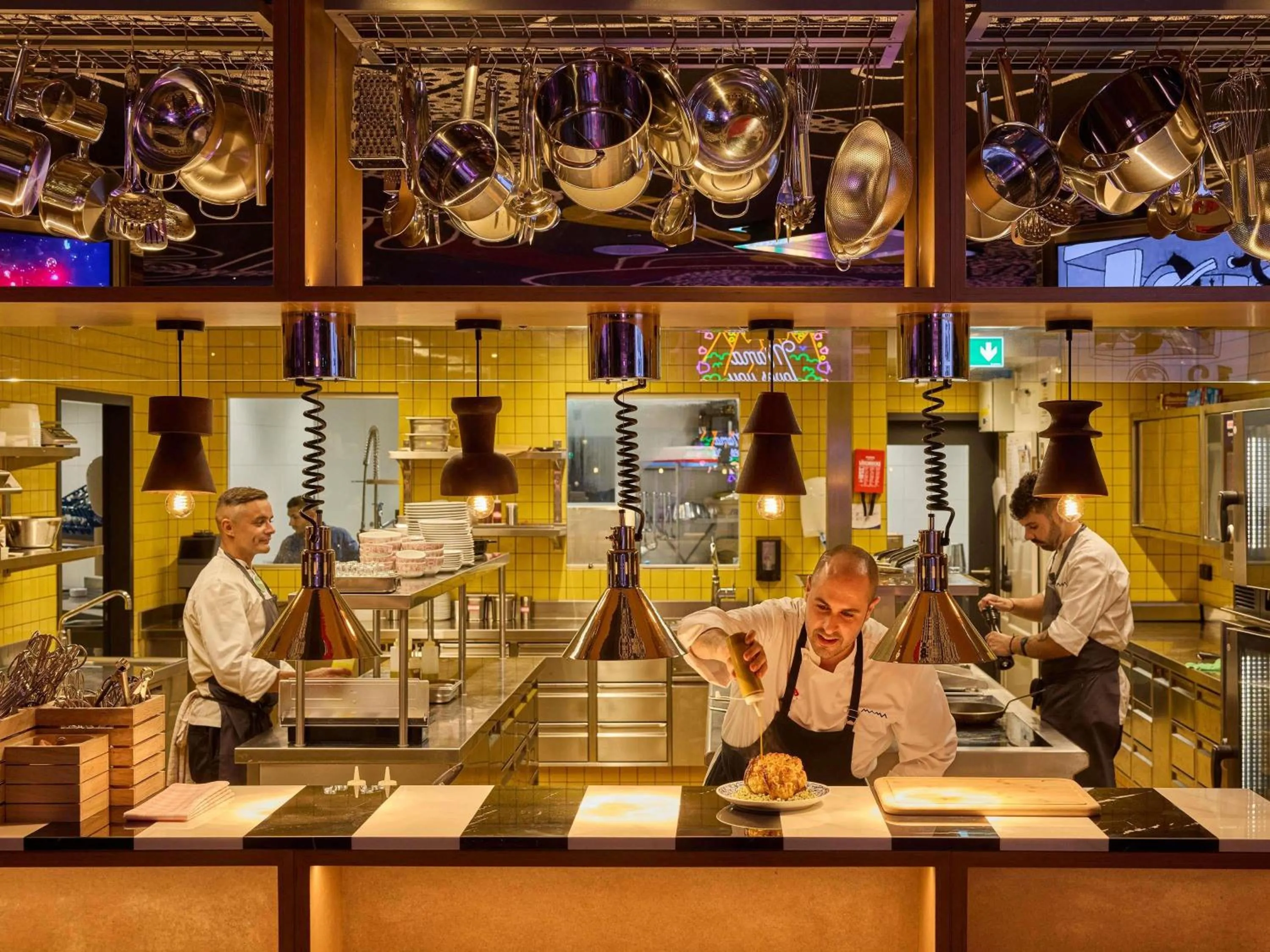 Restaurant/places to eat in Mama Shelter Zurich