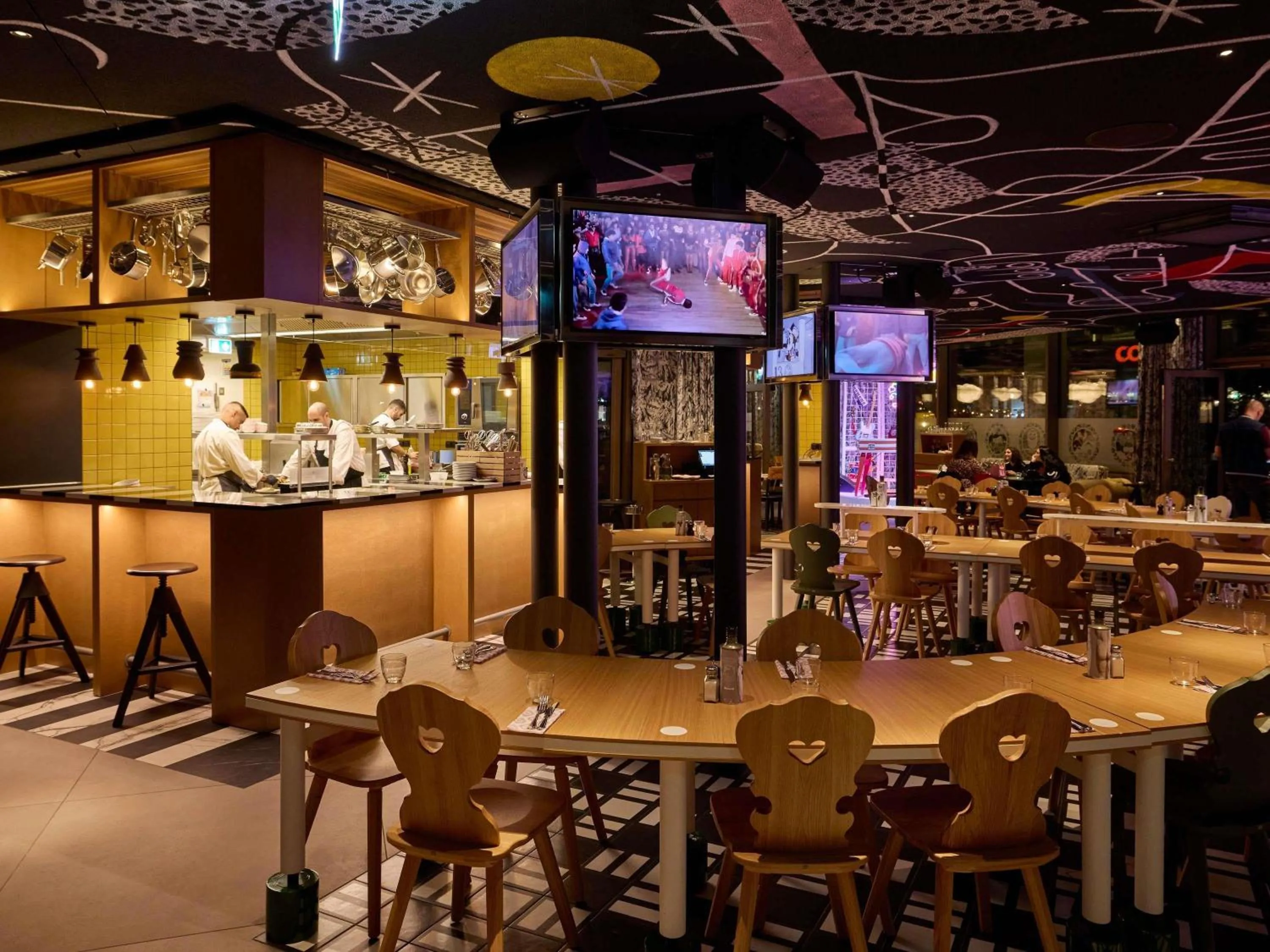 Restaurant/places to eat in Mama Shelter Zurich