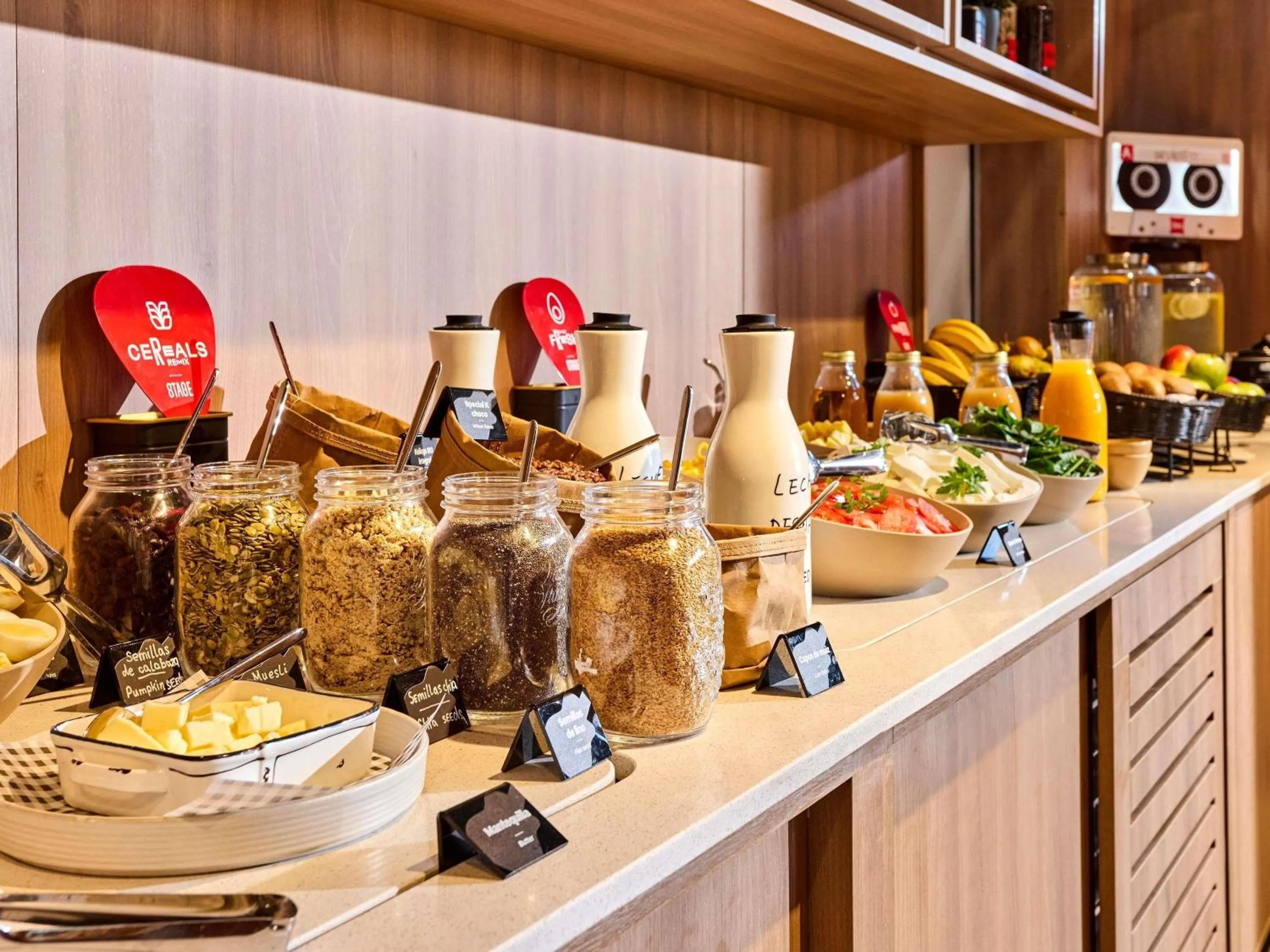 Breakfast in ibis Madrid Norte Las Tablas