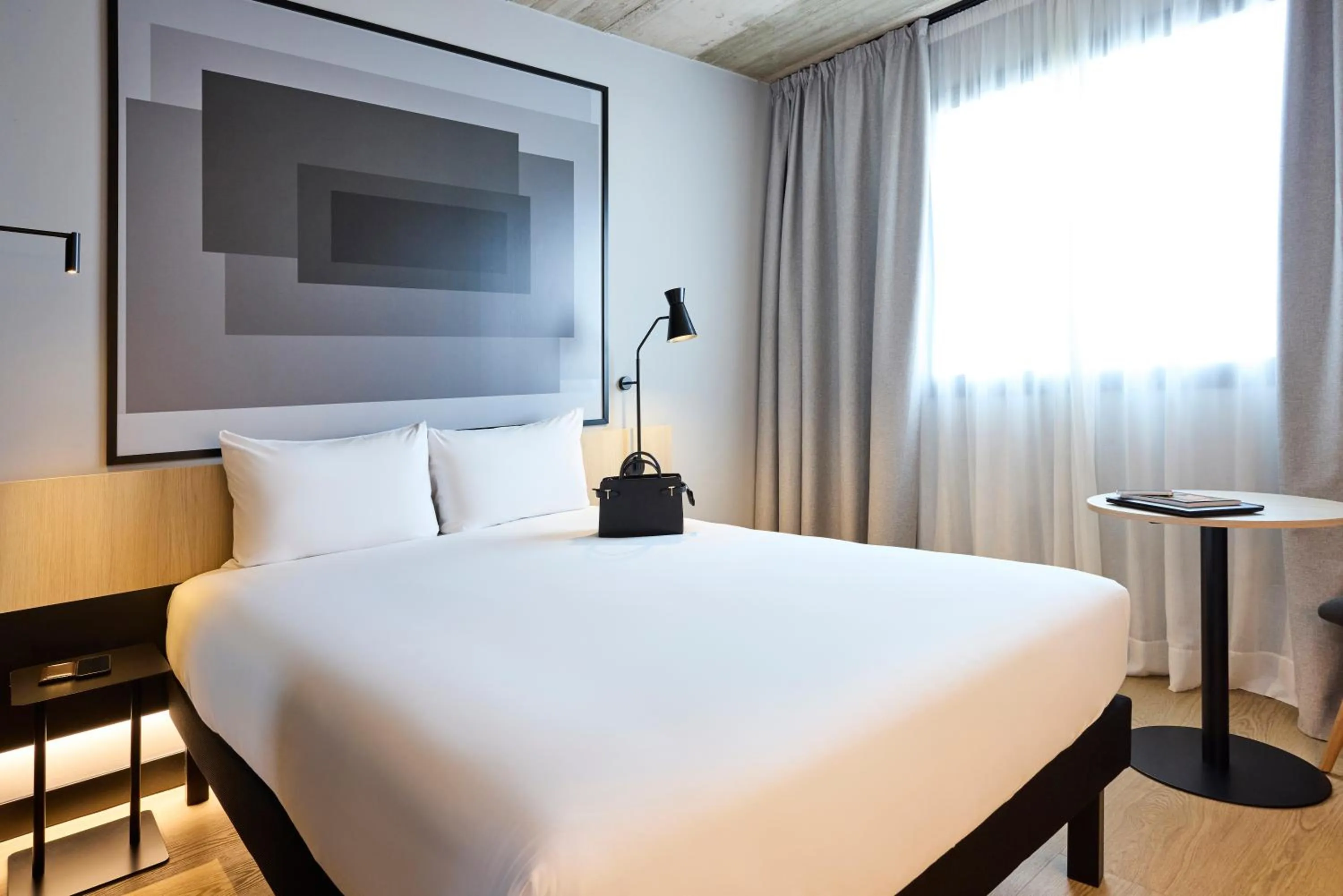 Bed in ibis Madrid Norte Las Tablas