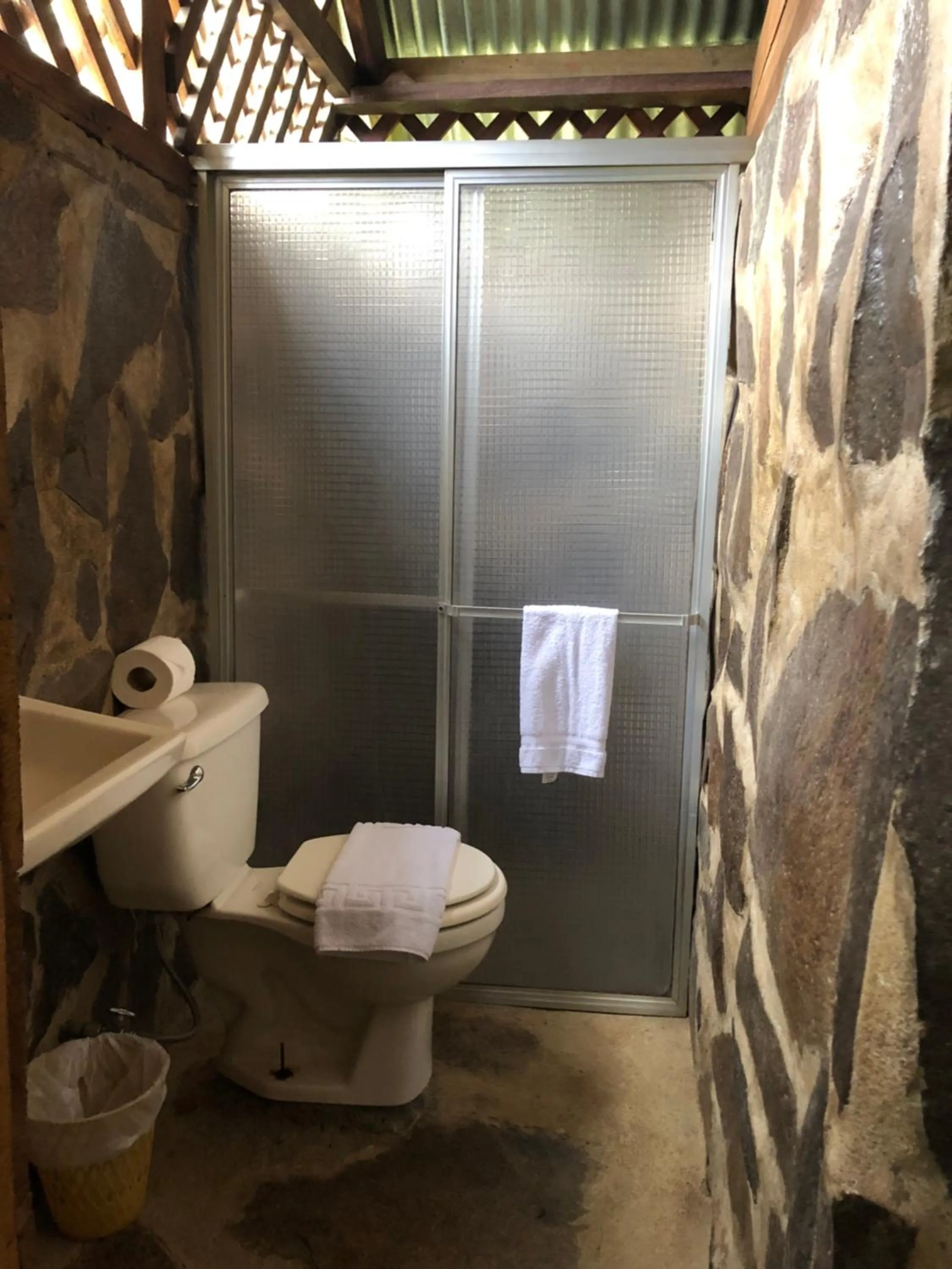 Bathroom in Santa Maria Volcano Lodge Hotel & Restaurante