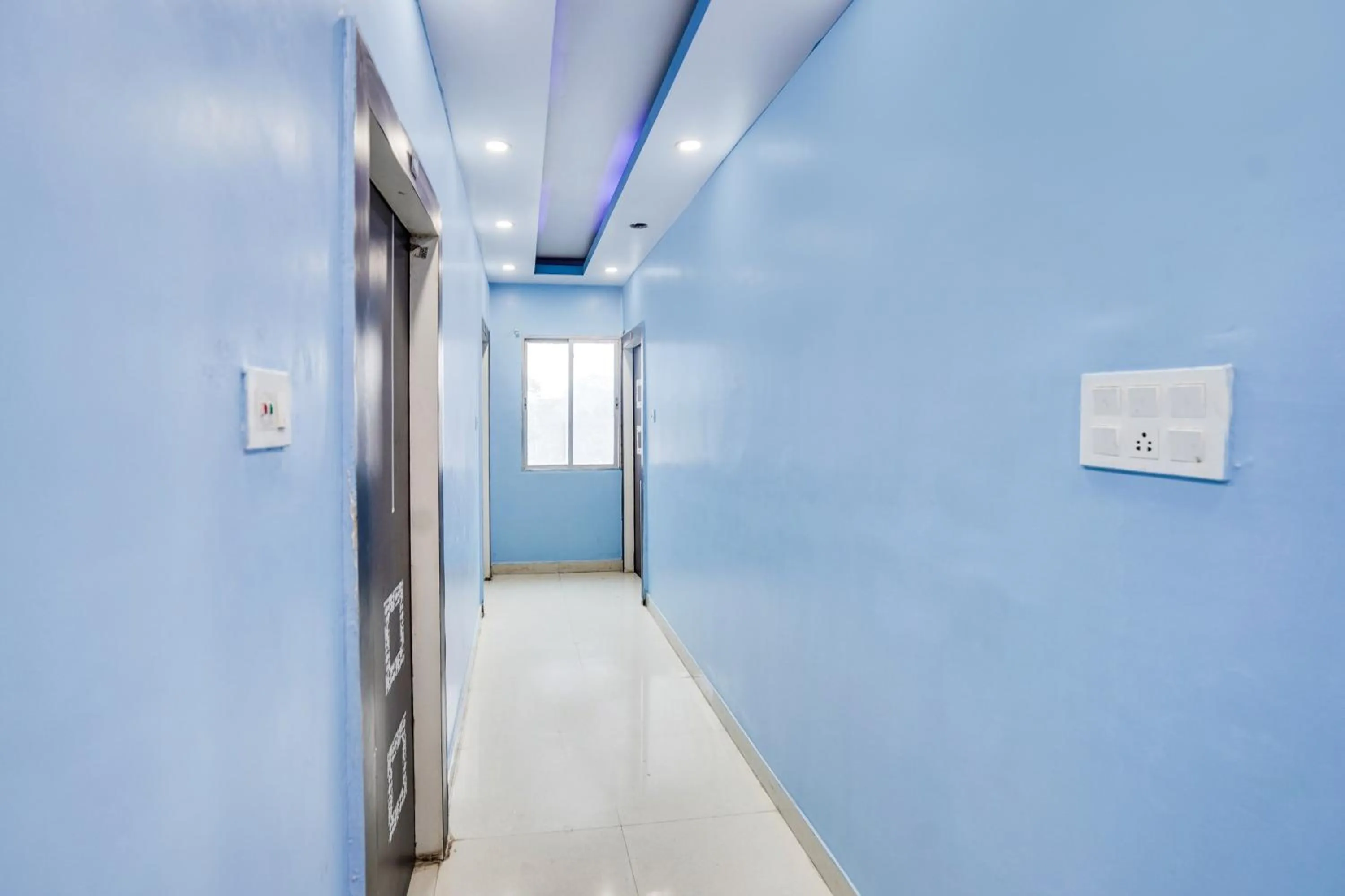 Lobby or reception in Super Townhouse Butler Road Near Maripur Chowk