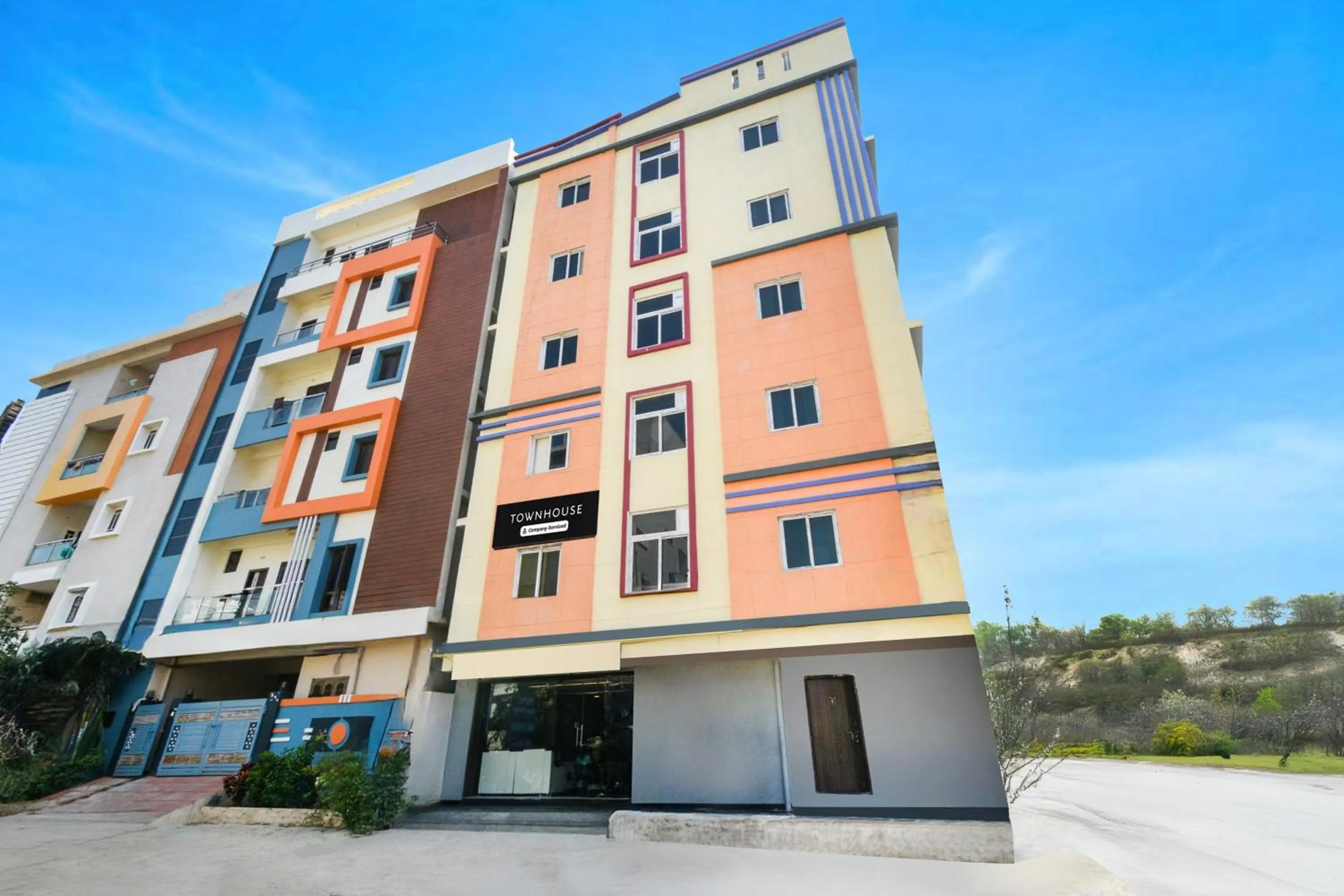 Facade/entrance in Super Townhouse Shamshabad Paradise Formerly Blue Petals Hotel