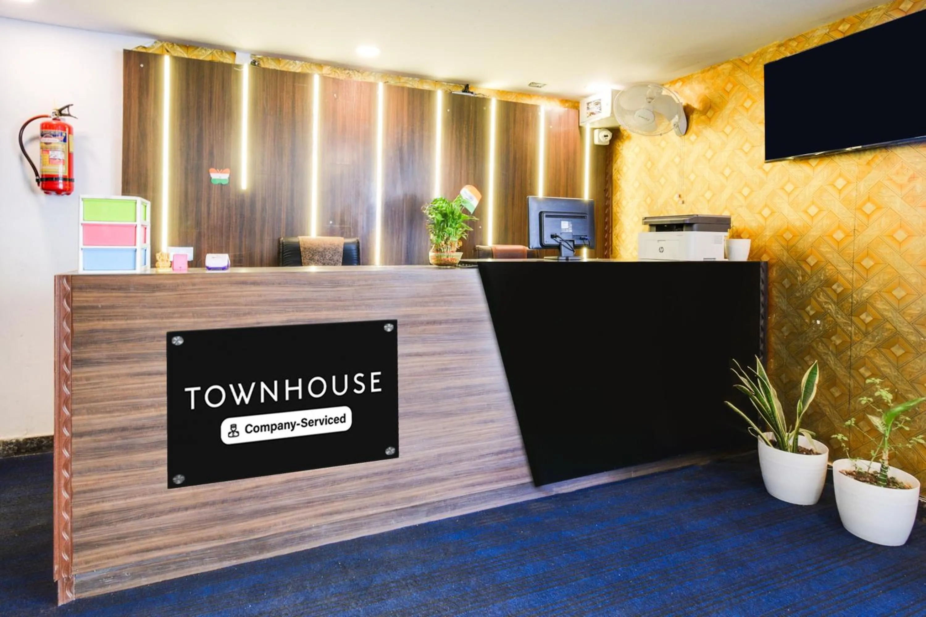 Lobby or reception in Super Townhouse Shamshabad Paradise Formerly Blue Petals Hotel