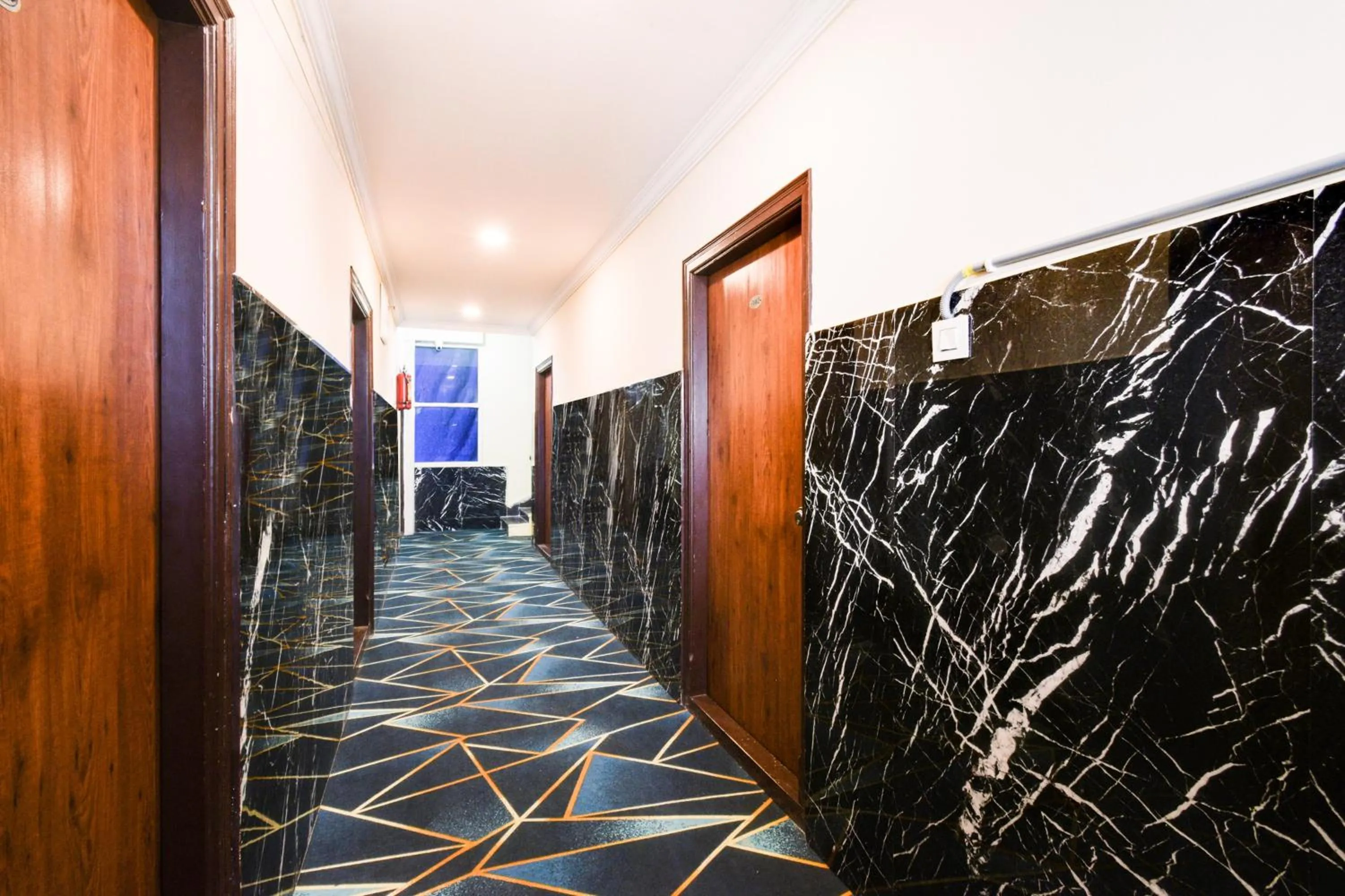 Lobby or reception in Super Townhouse Shamshabad Paradise Formerly Blue Petals Hotel