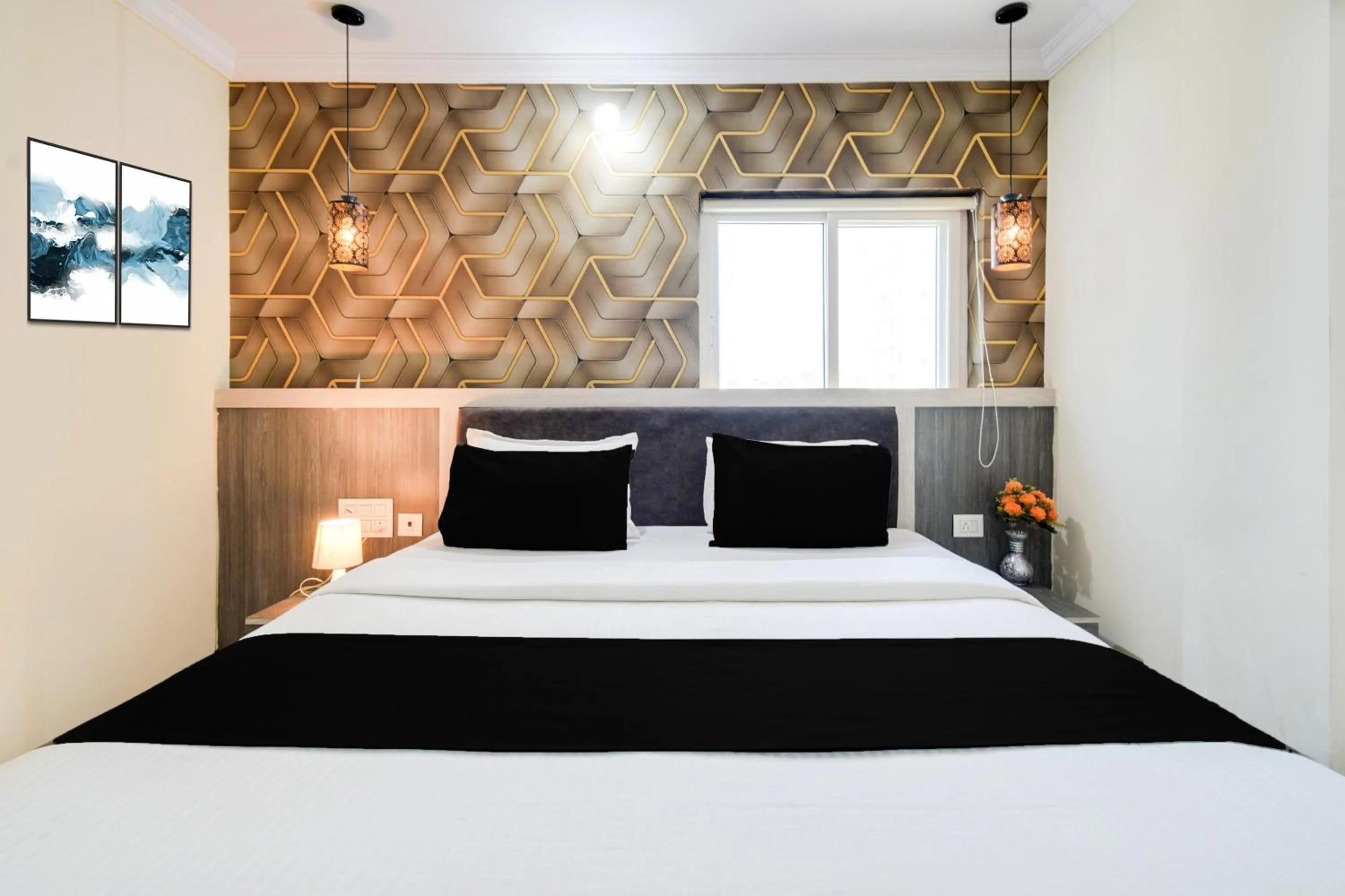 Bedroom, Bed in Super Townhouse Shamshabad Paradise Formerly Blue Petals Hotel