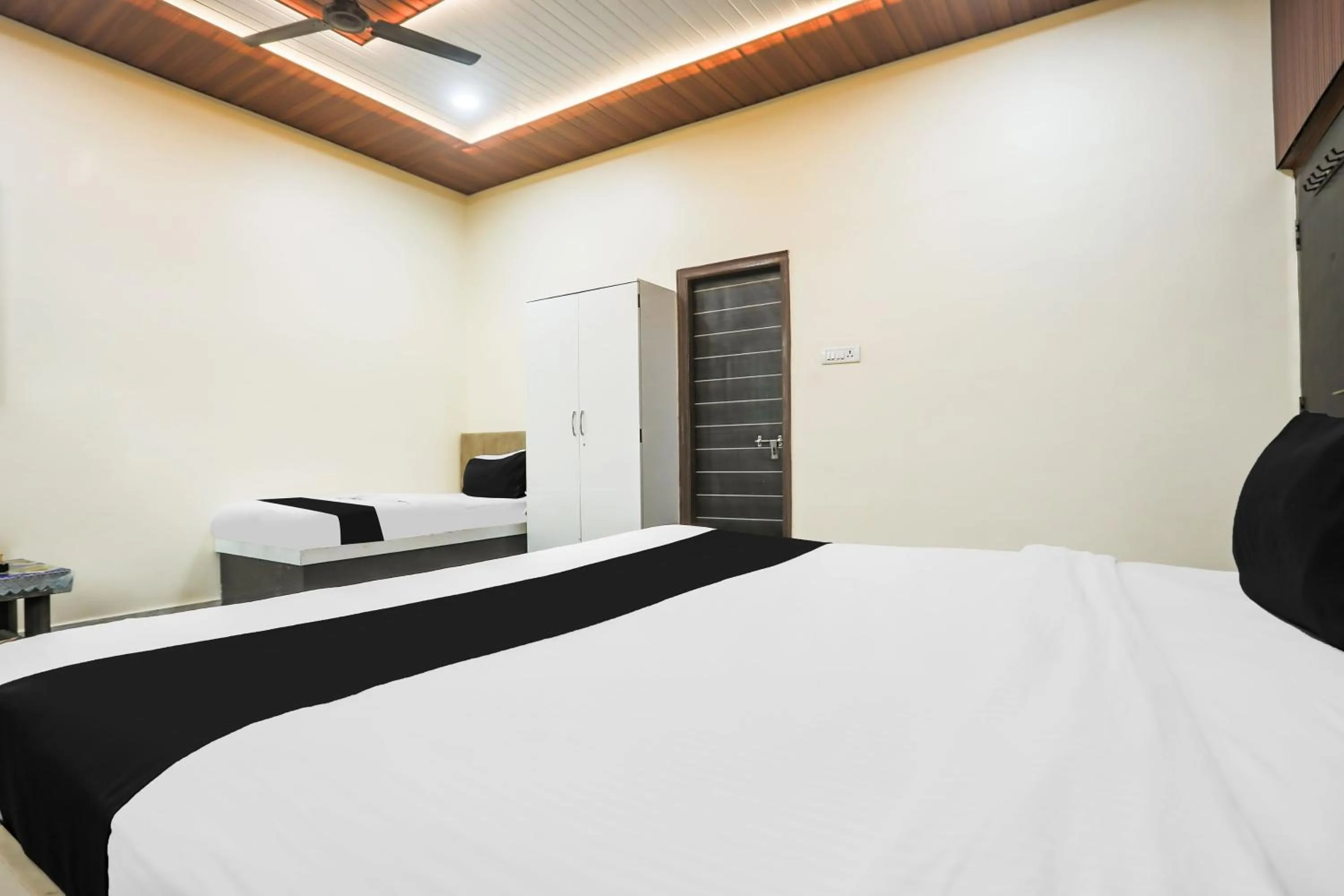 Bedroom, Bed in Super Collection O Jagannath Mandir Road Formerly Paradise Residency