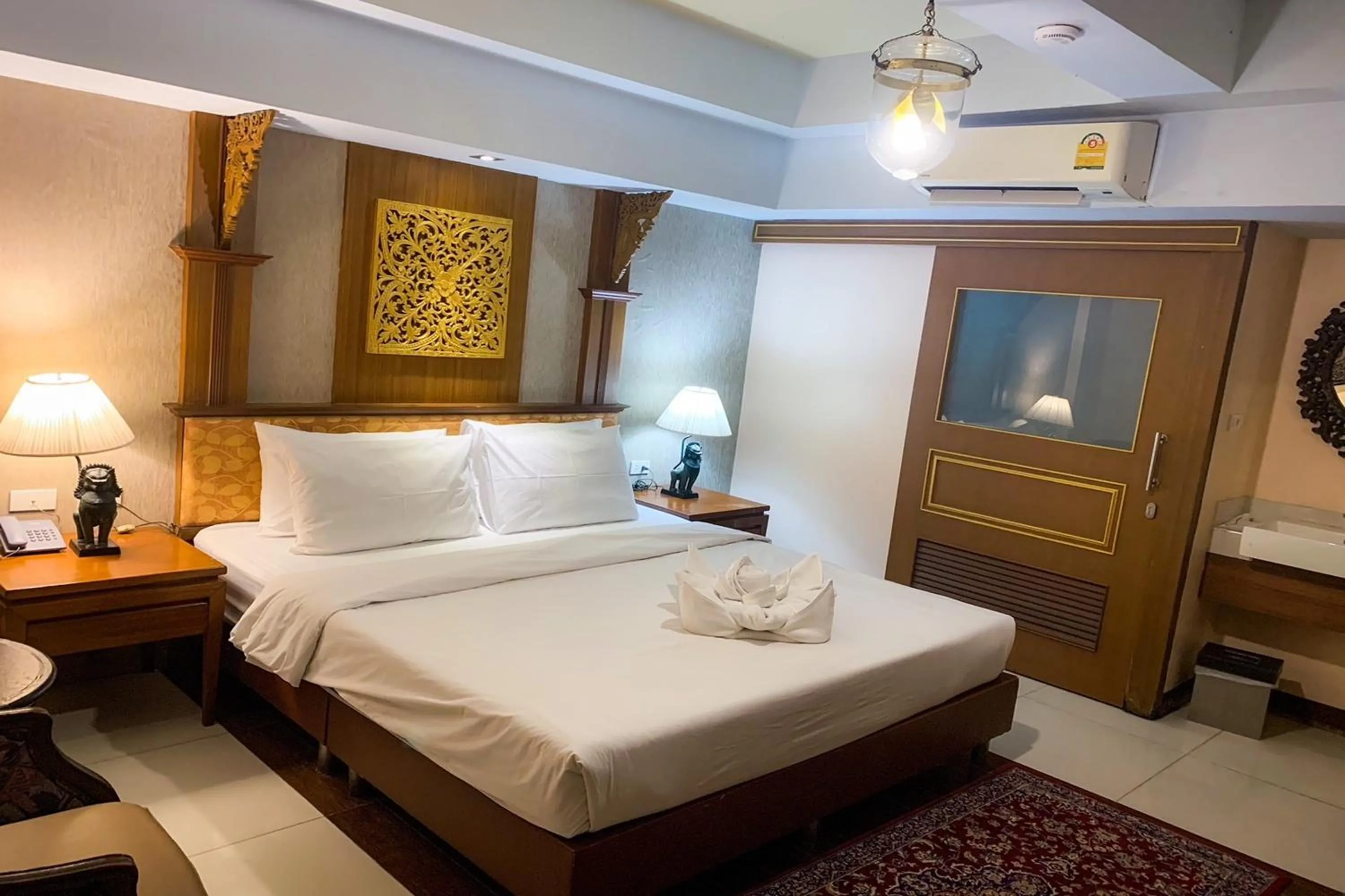 Bedroom, Bed in Kim Hotel At Morleng