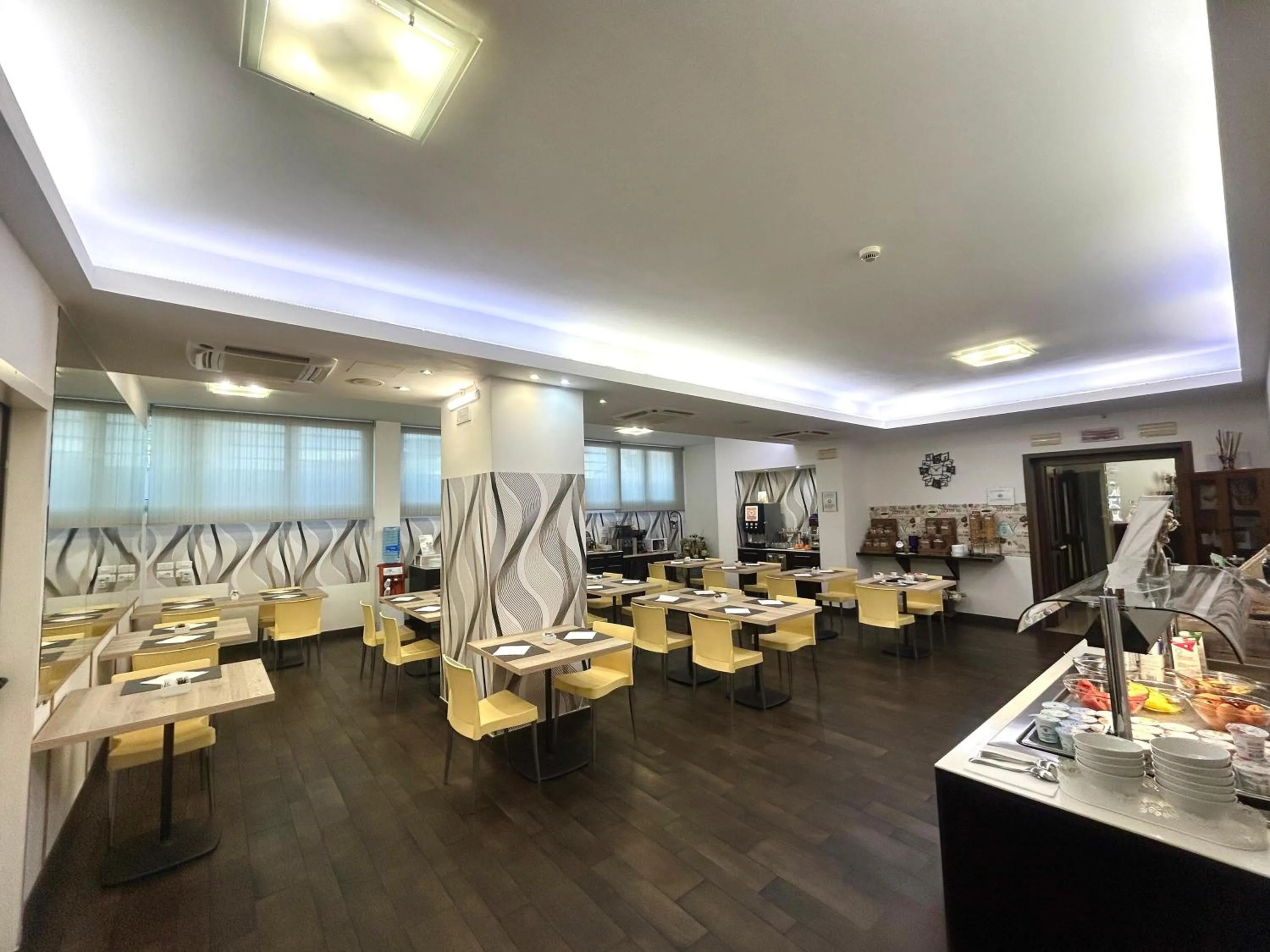 Breakfast in Best Western Cesena Hotel