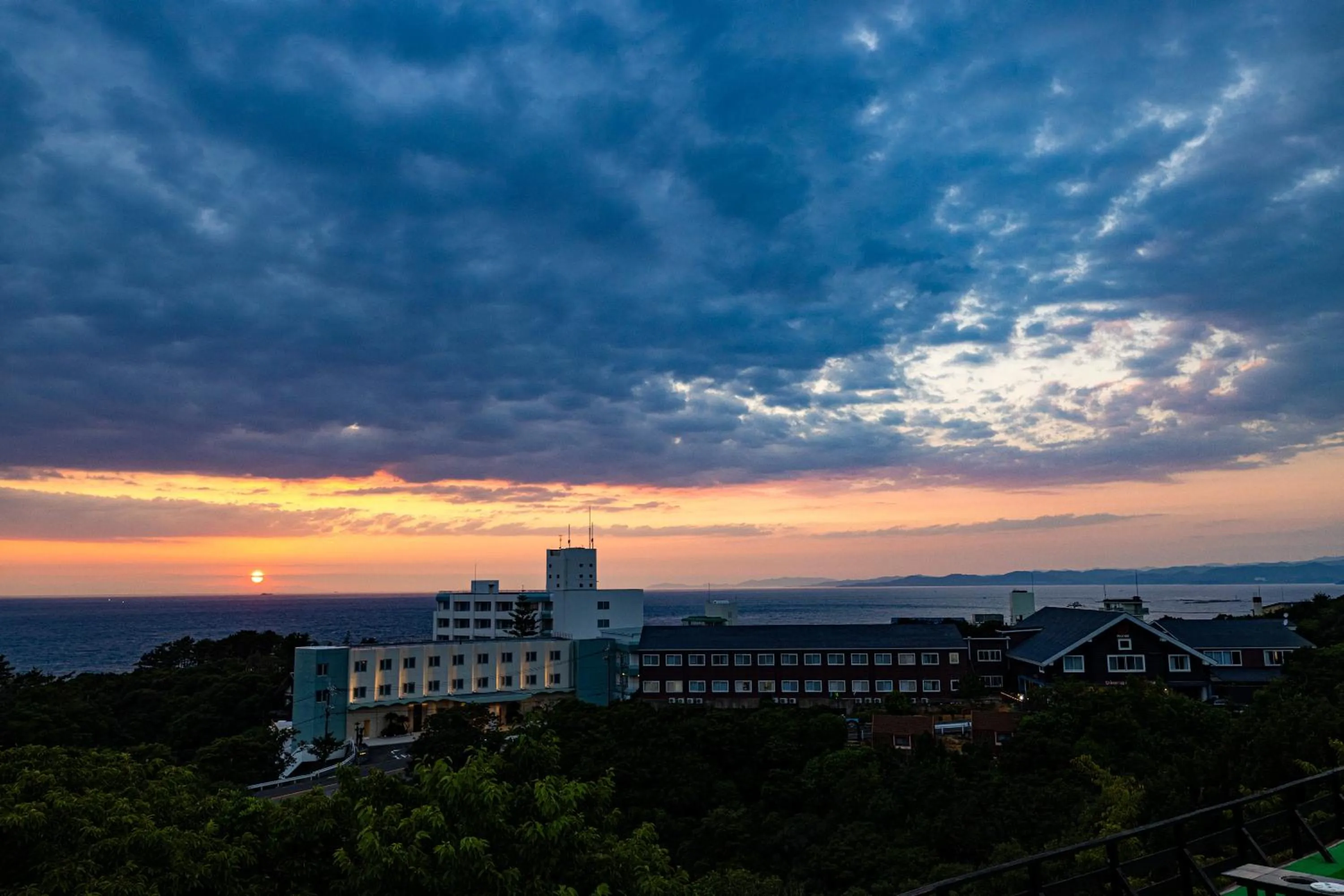 Grampus Inn Shirahama