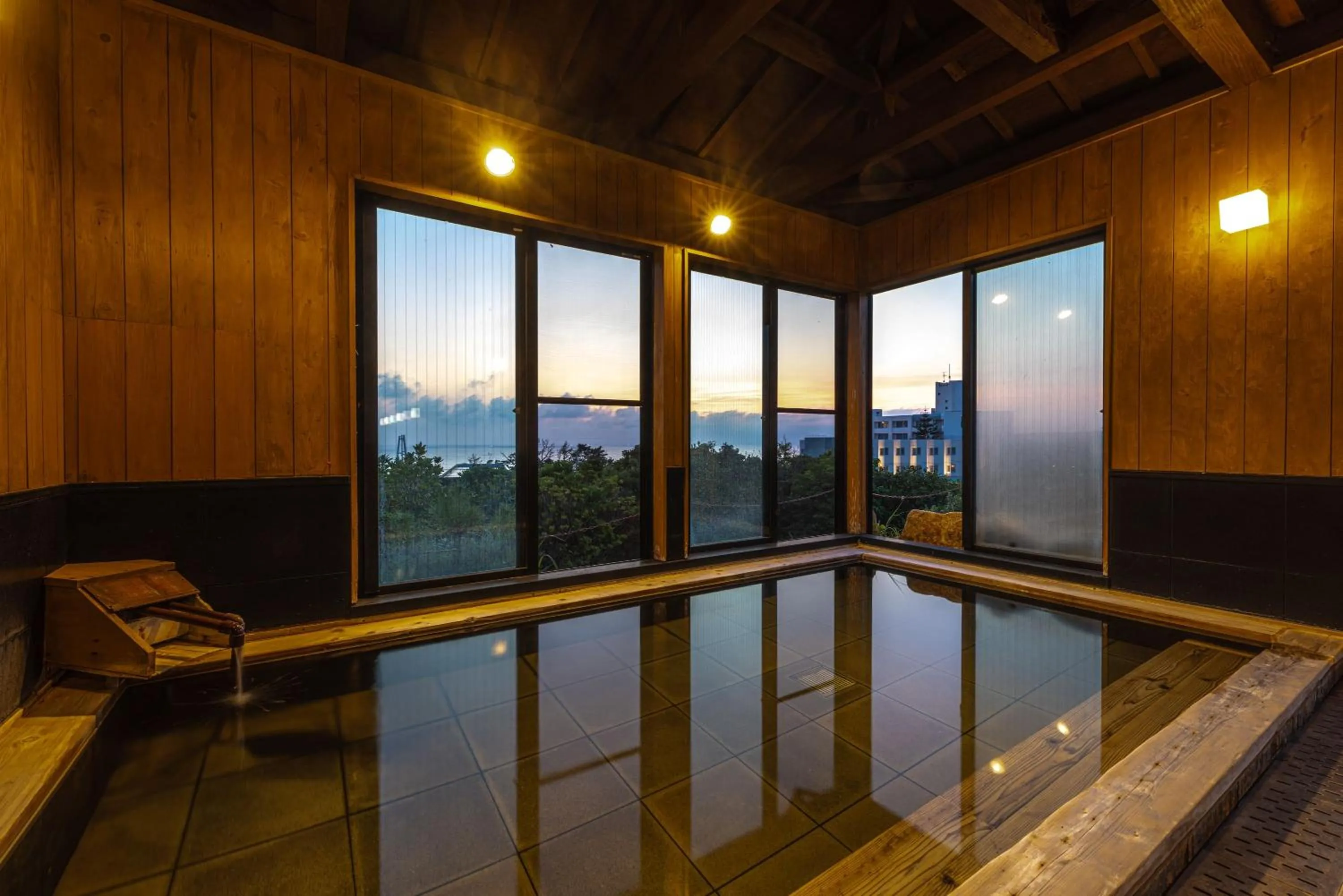 Grampus Inn Shirahama