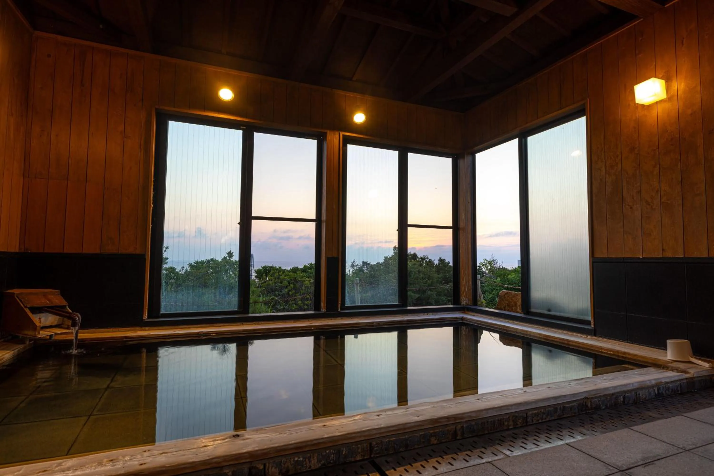 Grampus Inn Shirahama