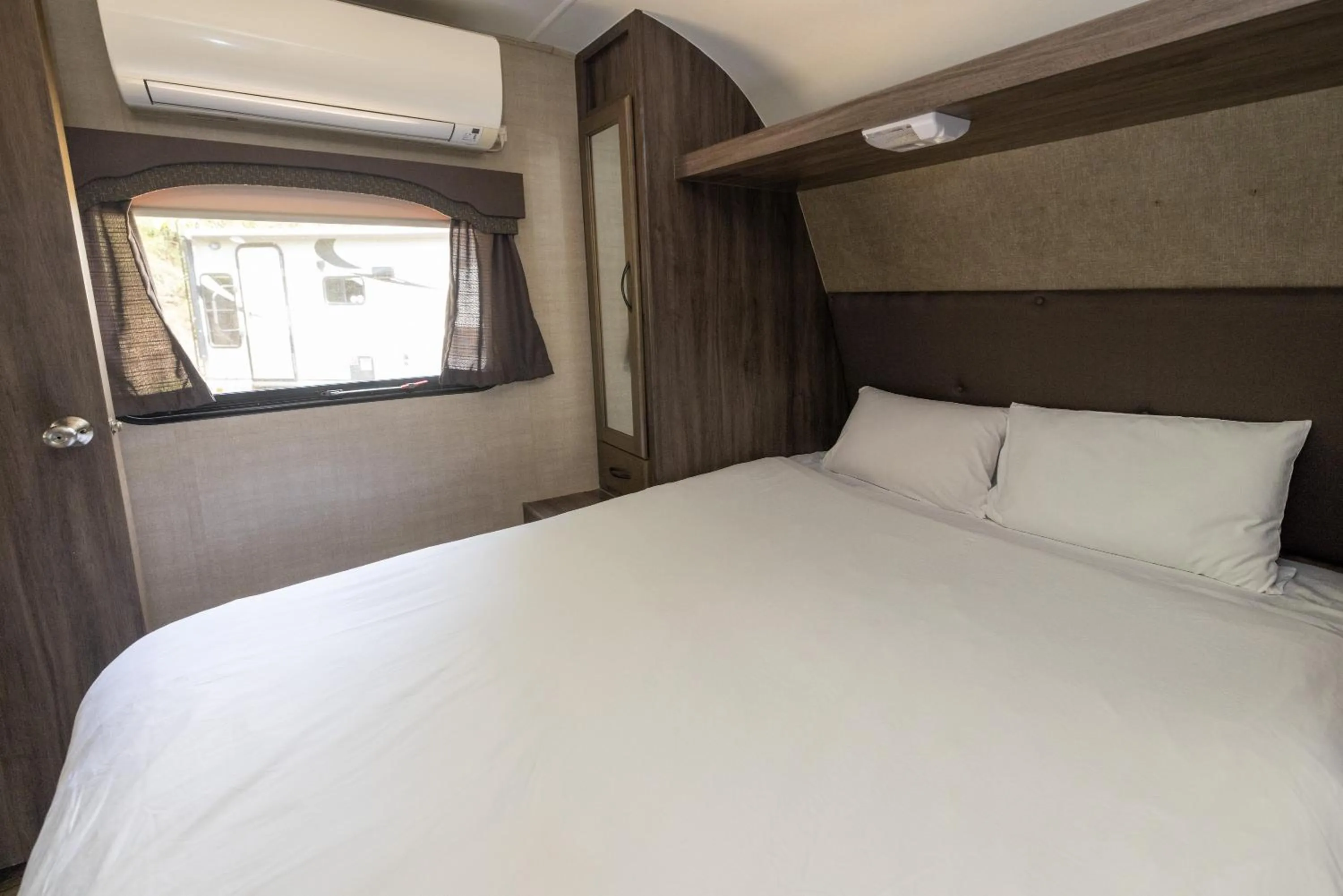 Bed in Grampus Inn Shirahama