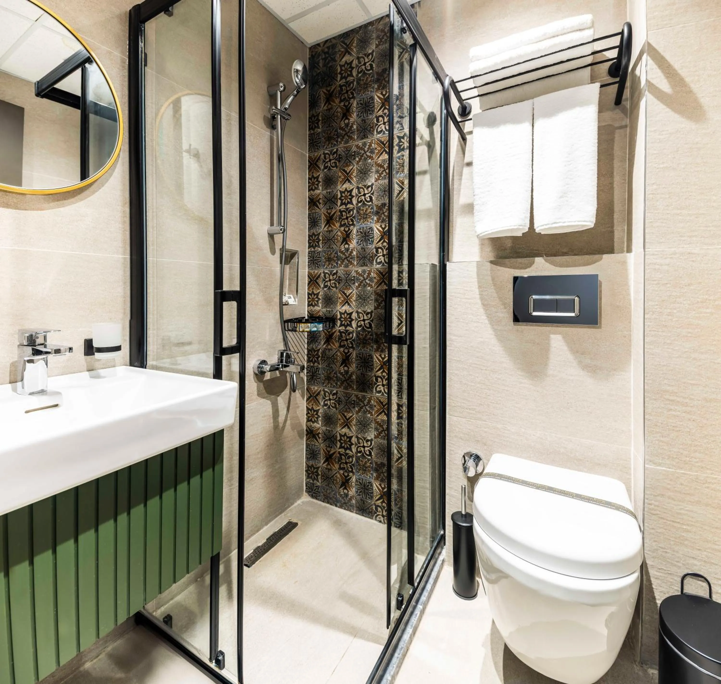 Bathroom in Sistina Old City Hotel