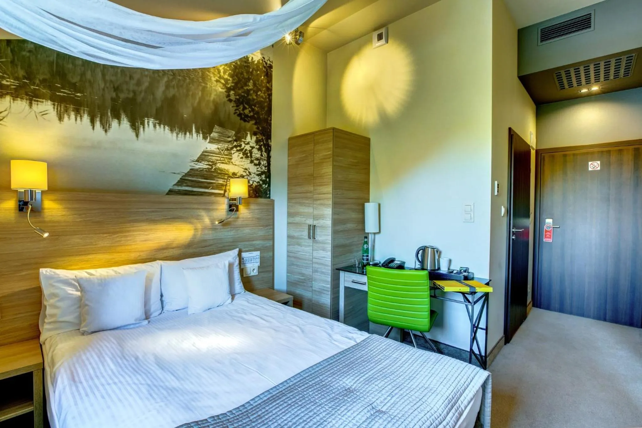 Bed in Hotel Loft 1898