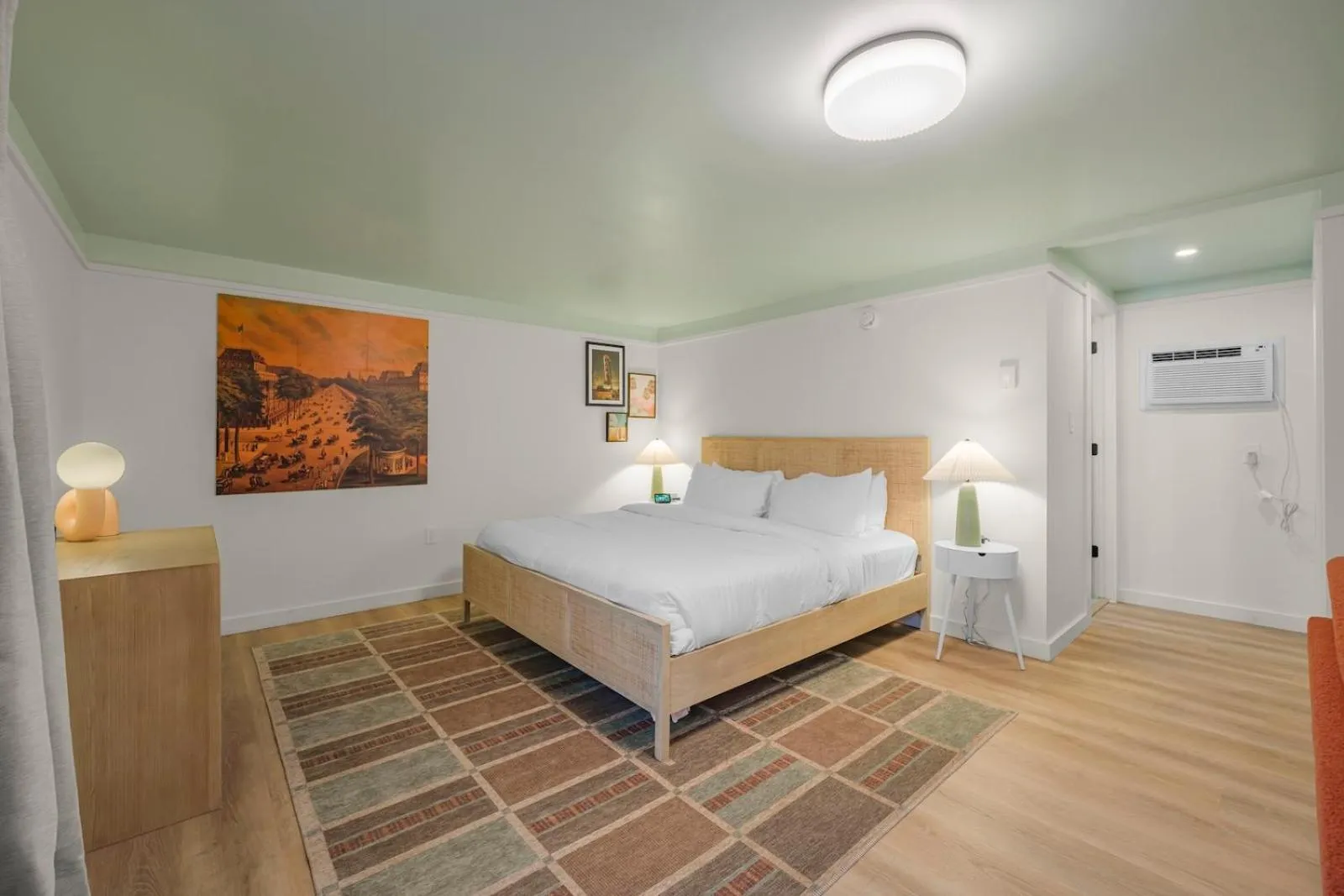 Bedroom, Bed in Ambler Hotel