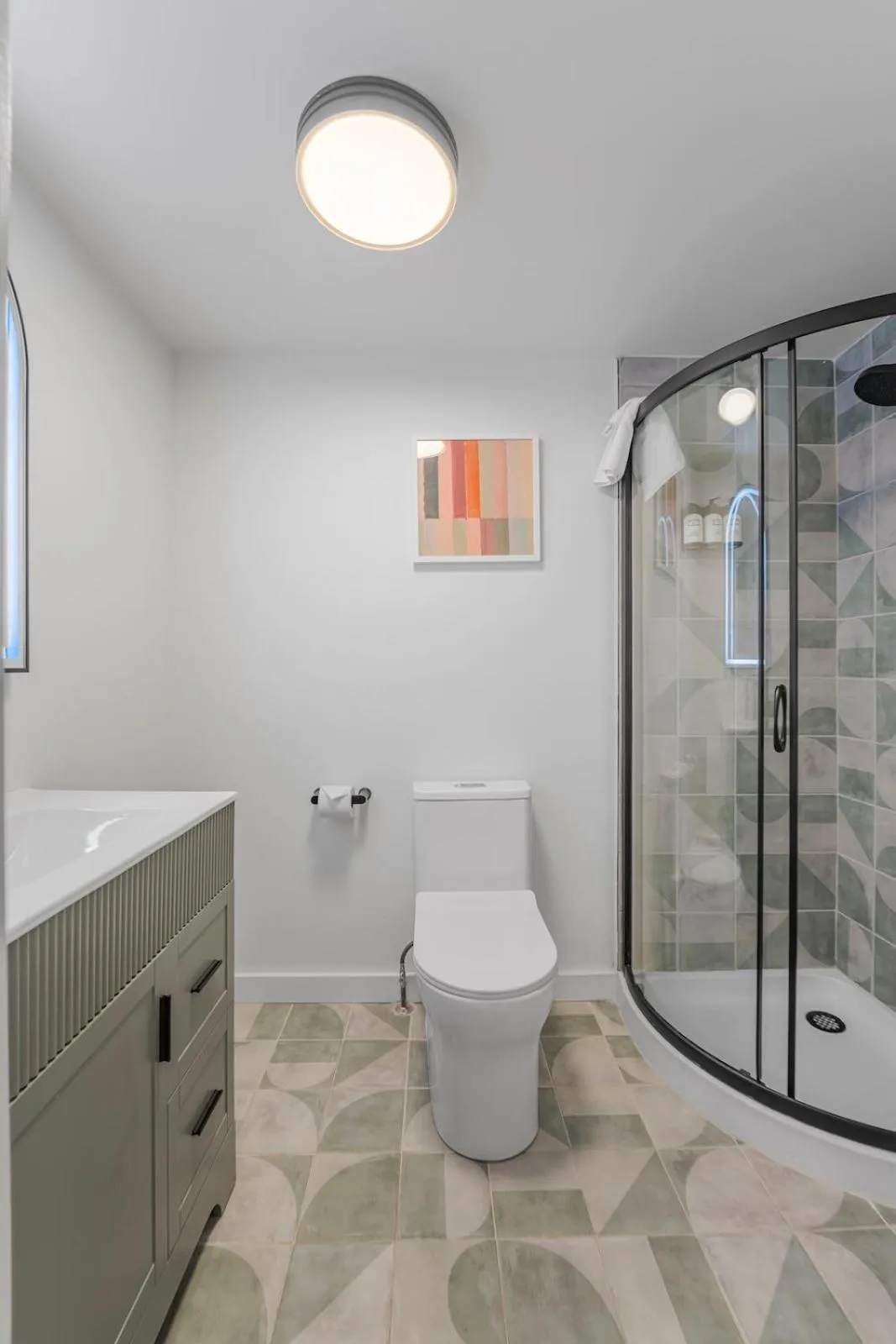 Bathroom in Ambler Hotel