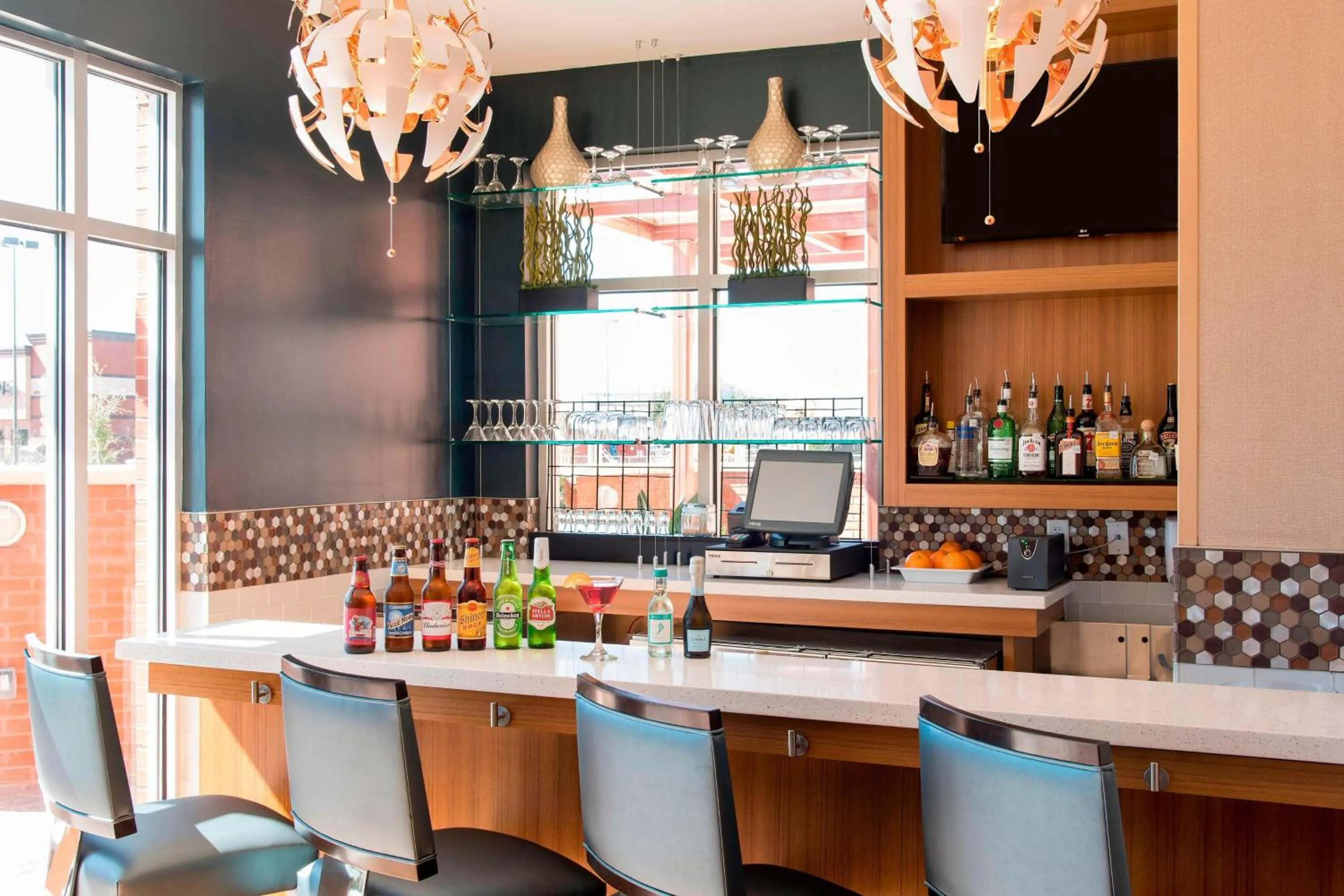 Lounge or bar in SpringHill Suites Houston Sugarland