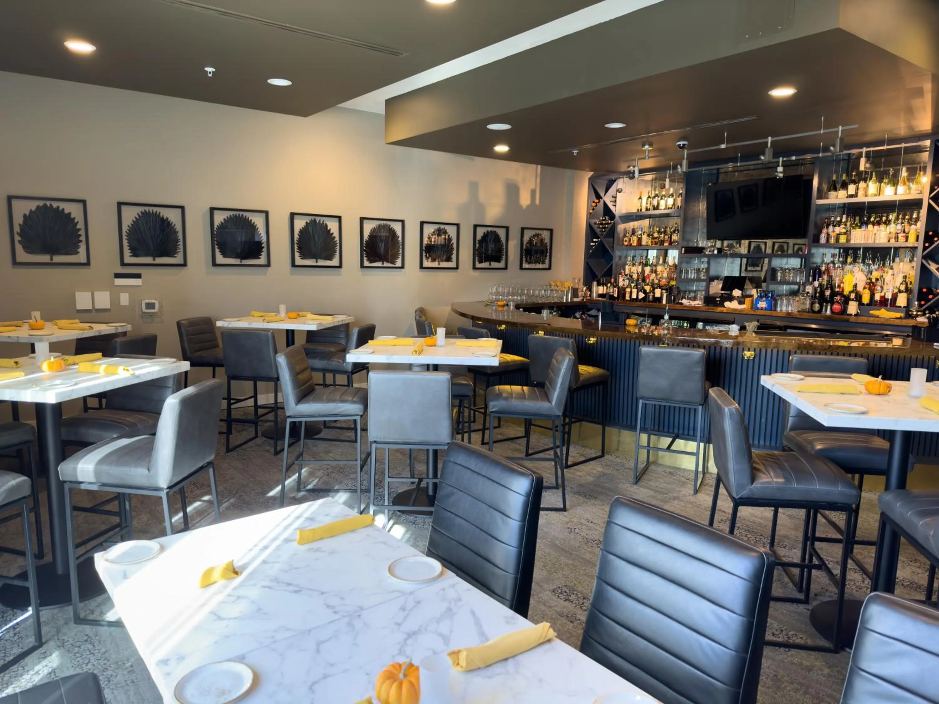 Restaurant/places to eat in Sundrift Inn