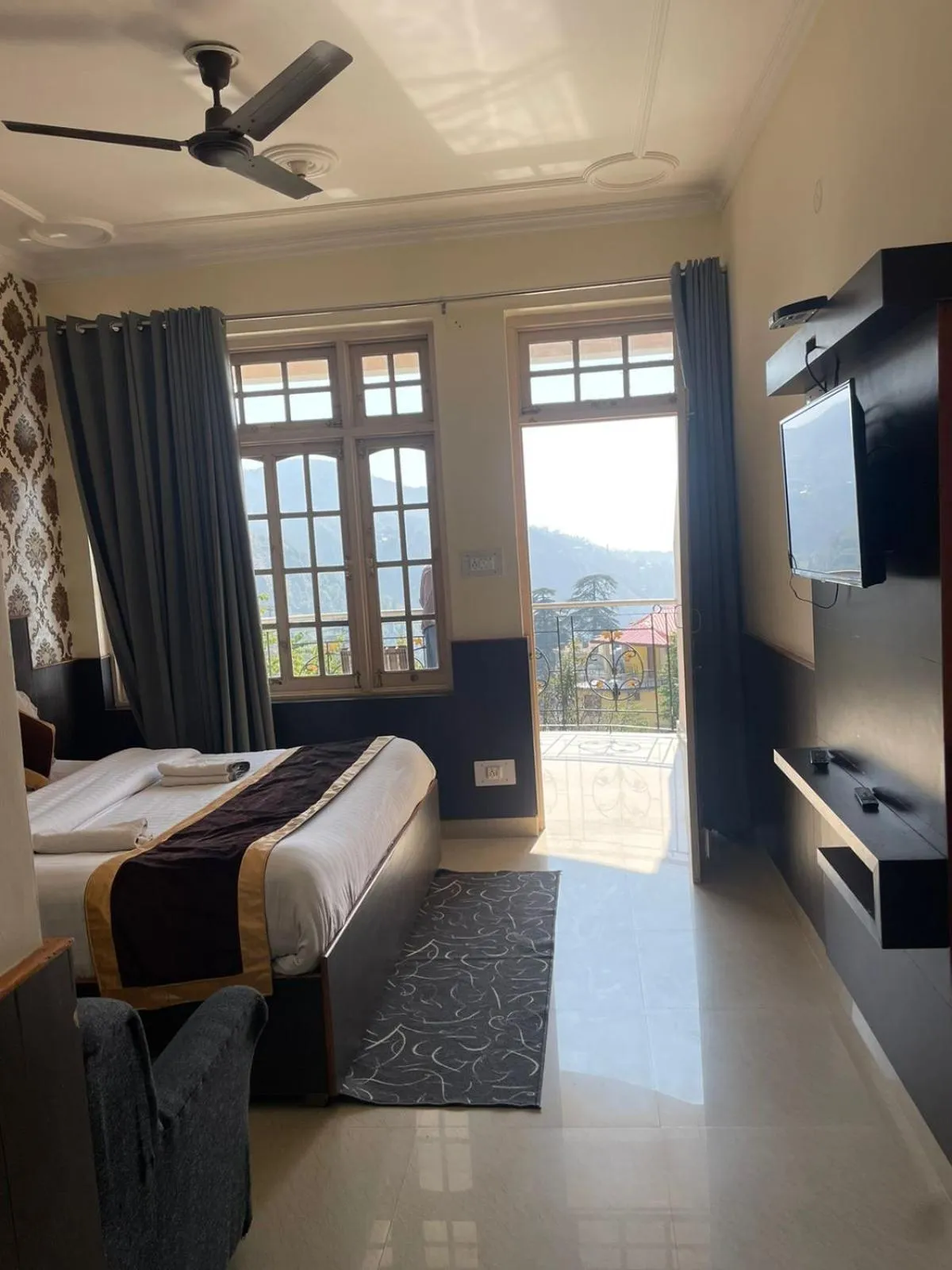 Bed in Sky Pie hotel