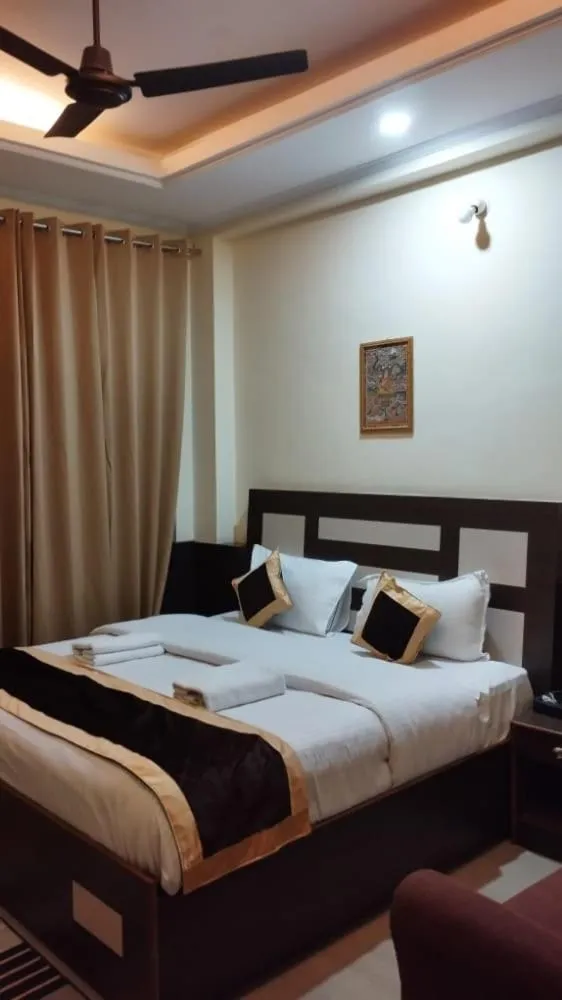 Bed in Sky Pie hotel