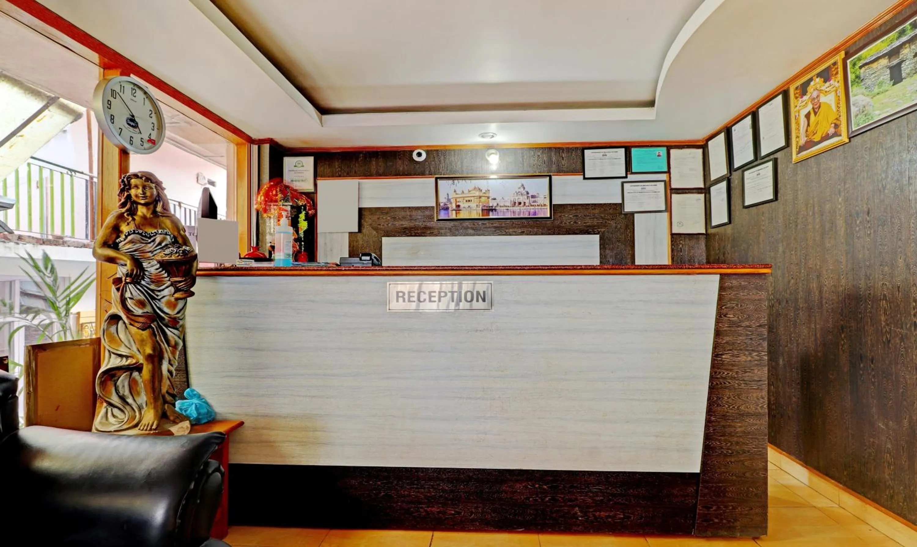 Lobby or reception in Sky Pie hotel