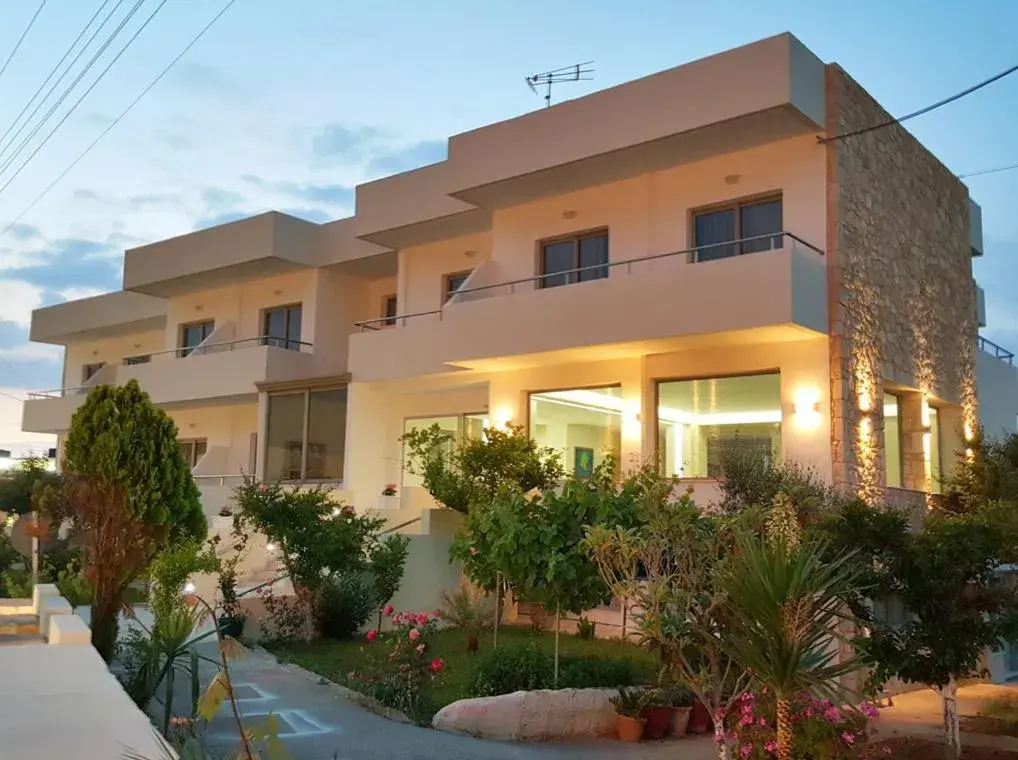 Superior Double or Twin Room in Malliotakis Beach Hotel "by Checkin" Superior Double or Twin Room in Malliotakis Beach Hotel "by Checkin"