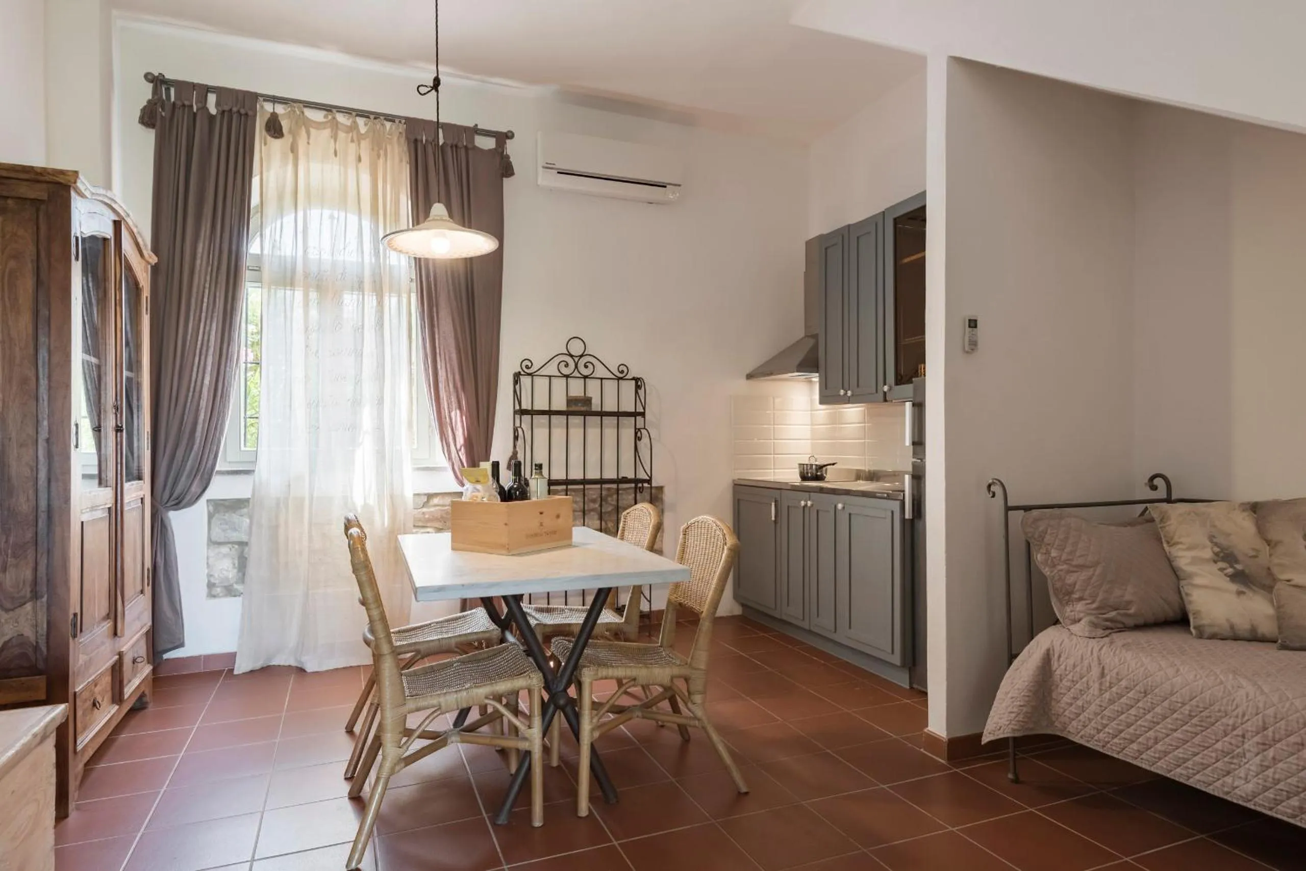 Kitchen or kitchenette, Bed in La Muccheria