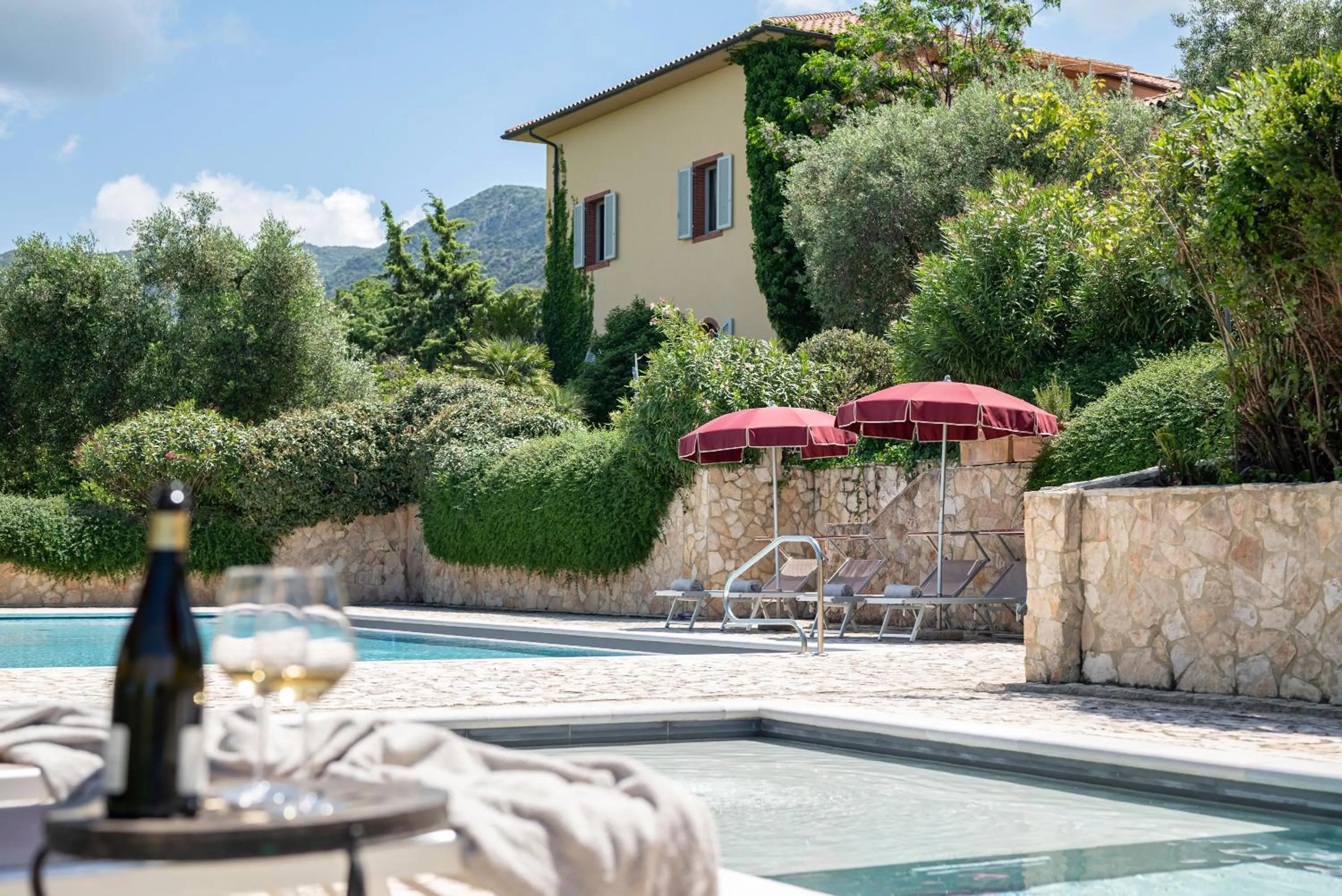 Property building in La Muccheria