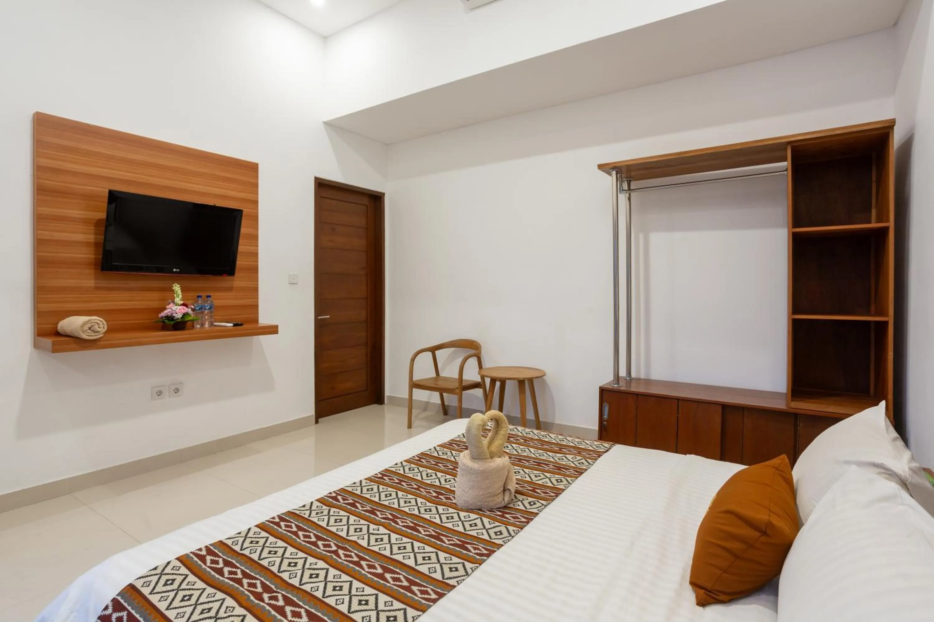 Bedroom, Bed in Om Villas Kedungu