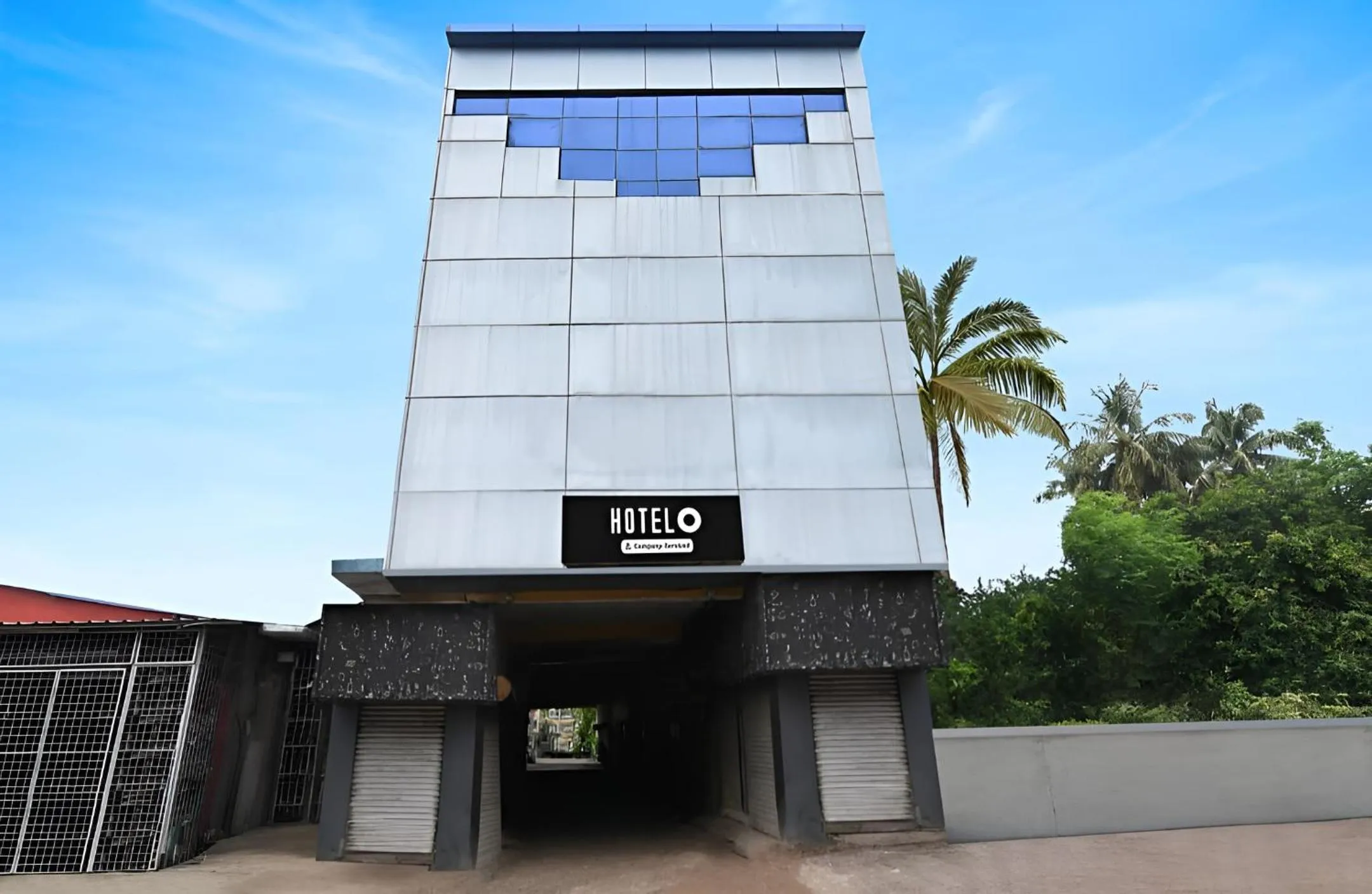 Facade/entrance in Super Hotel O Profulla Devi Guest House