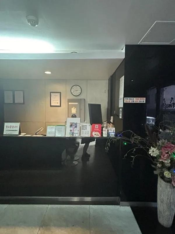Lobby or reception in Hongdae Sinchon Touch Motel